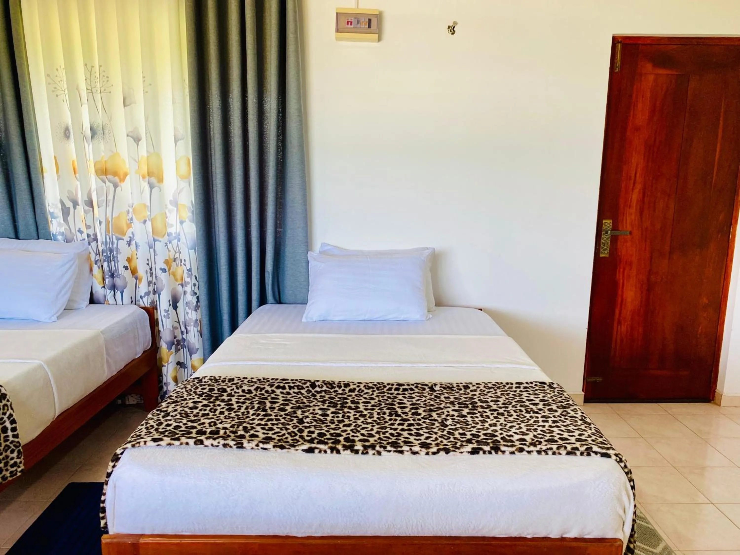 Bed in Wanamal Lake Front Yala