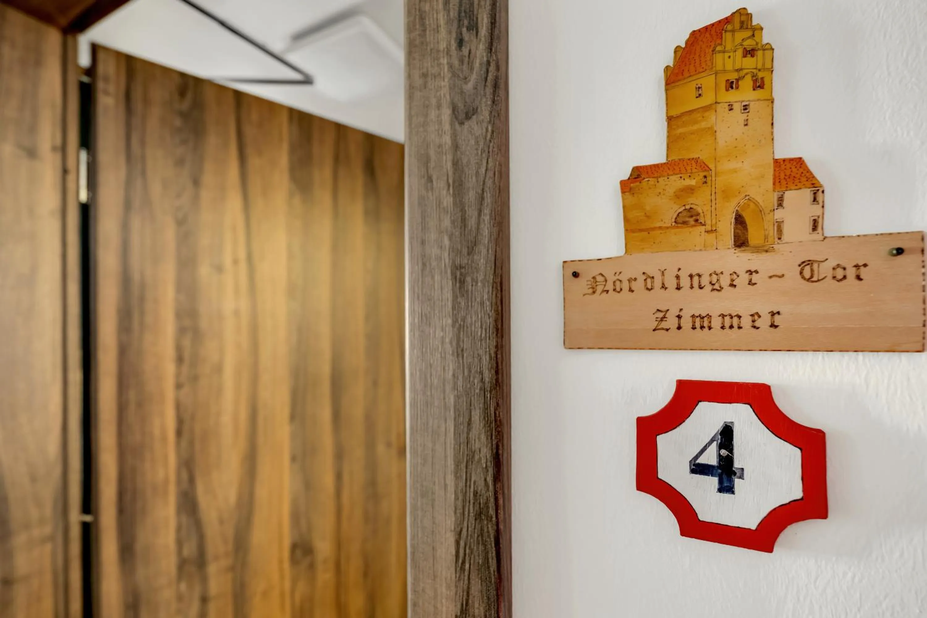 Logo/Certificate/Sign in Artistique Hotel