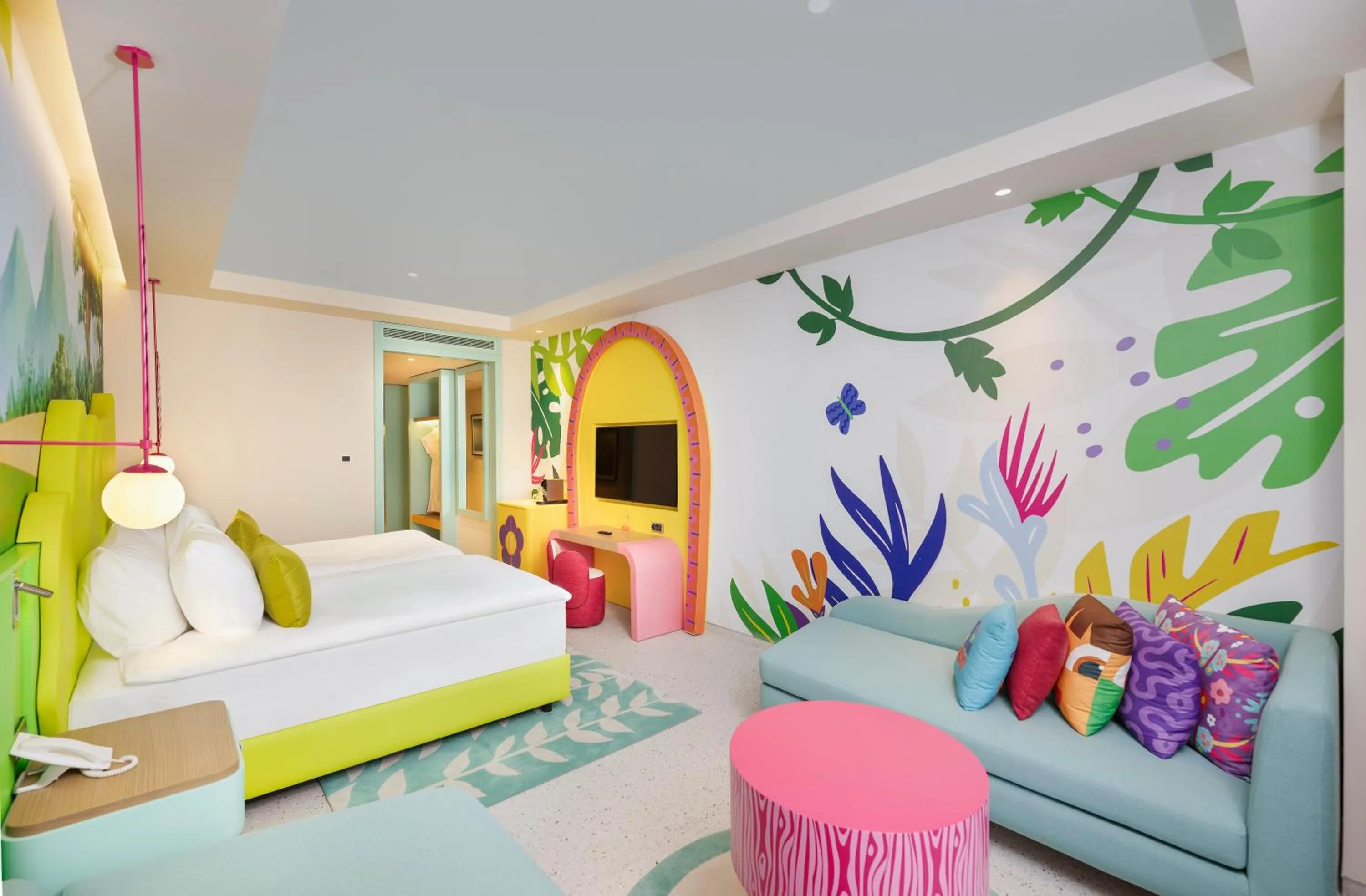 Bedroom, Bed in The Land Of Legends Nickelodeon Hotel Antalya