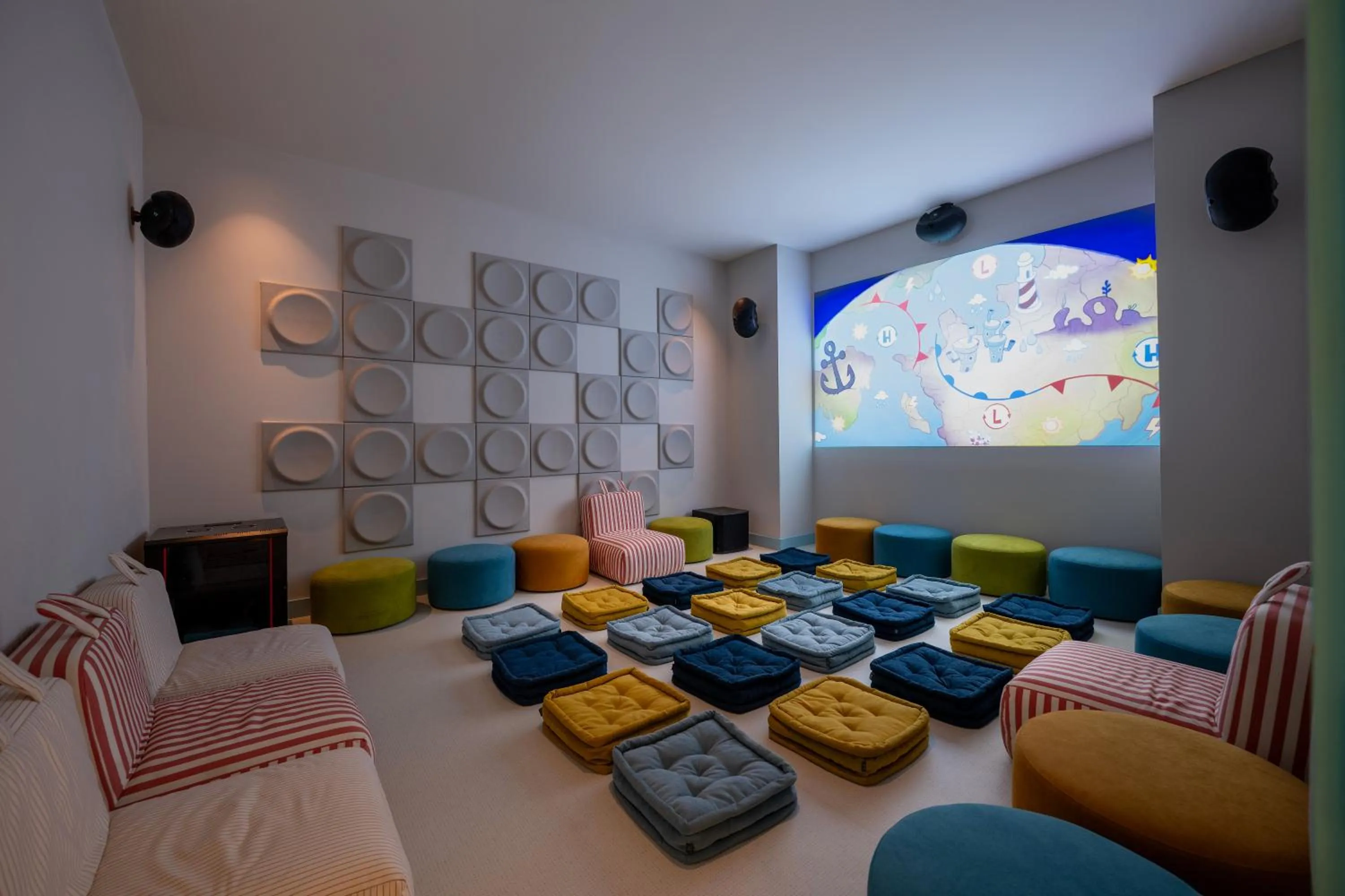 Seating area in The Land Of Legends Nickelodeon Hotel Antalya