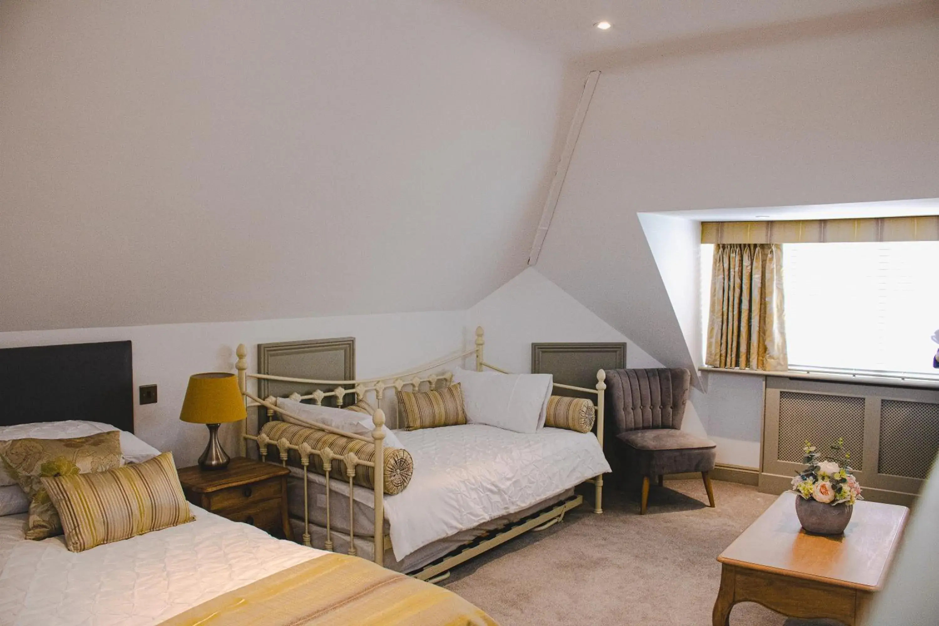 Family Room with Private Bathroom in The Bat and Ball Family Room with Private Bathroom in The Bat and Ball