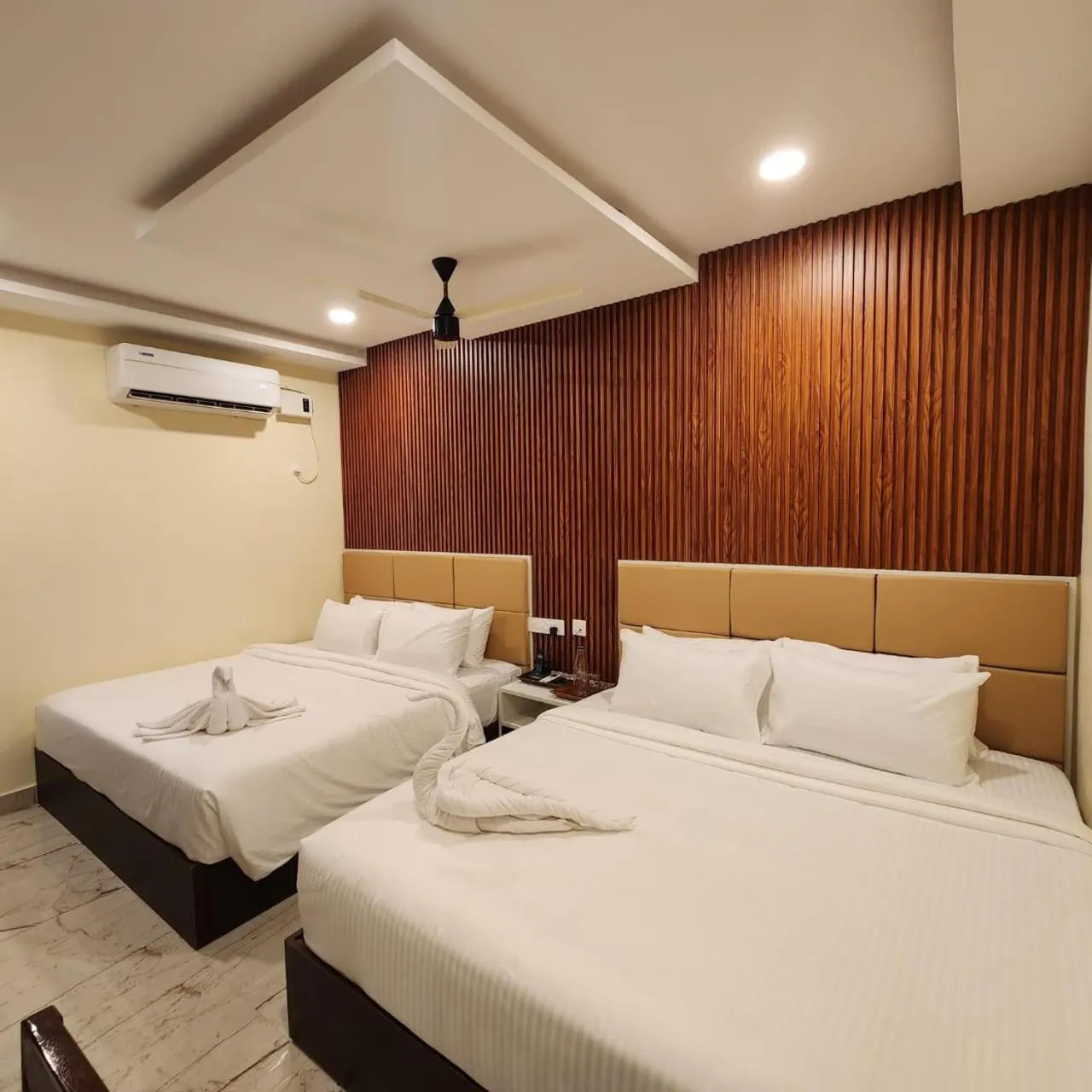 Bed in Hotel Dusk and Dawn