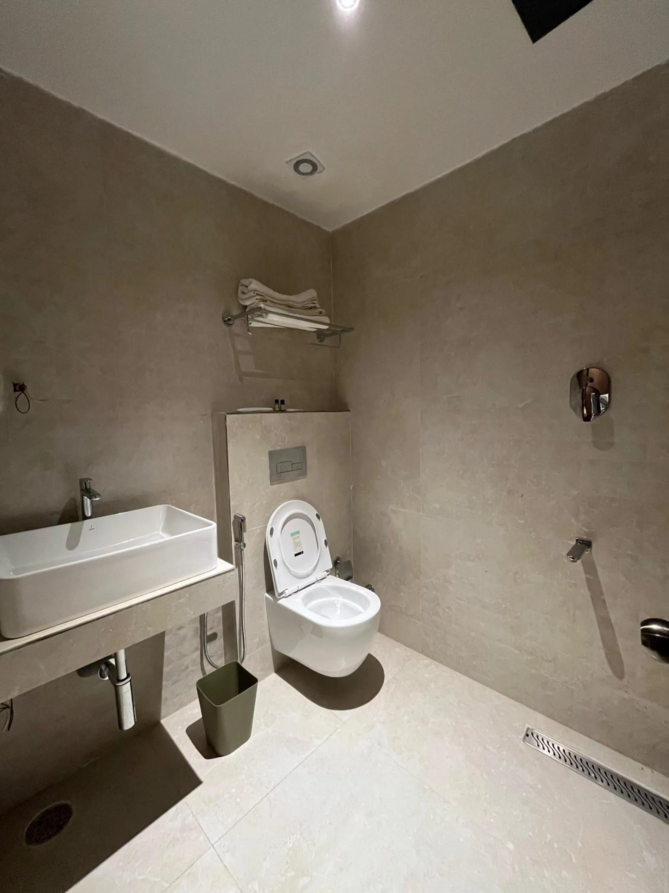 Bathroom in Hotel Dusk and Dawn