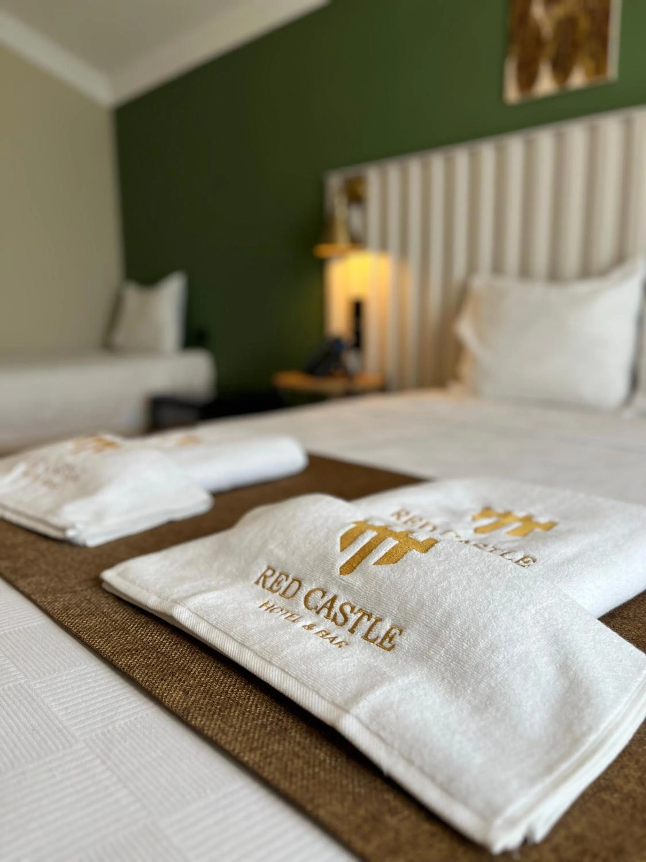 Property logo or sign, Bed in Red Castle Hotel & Pub