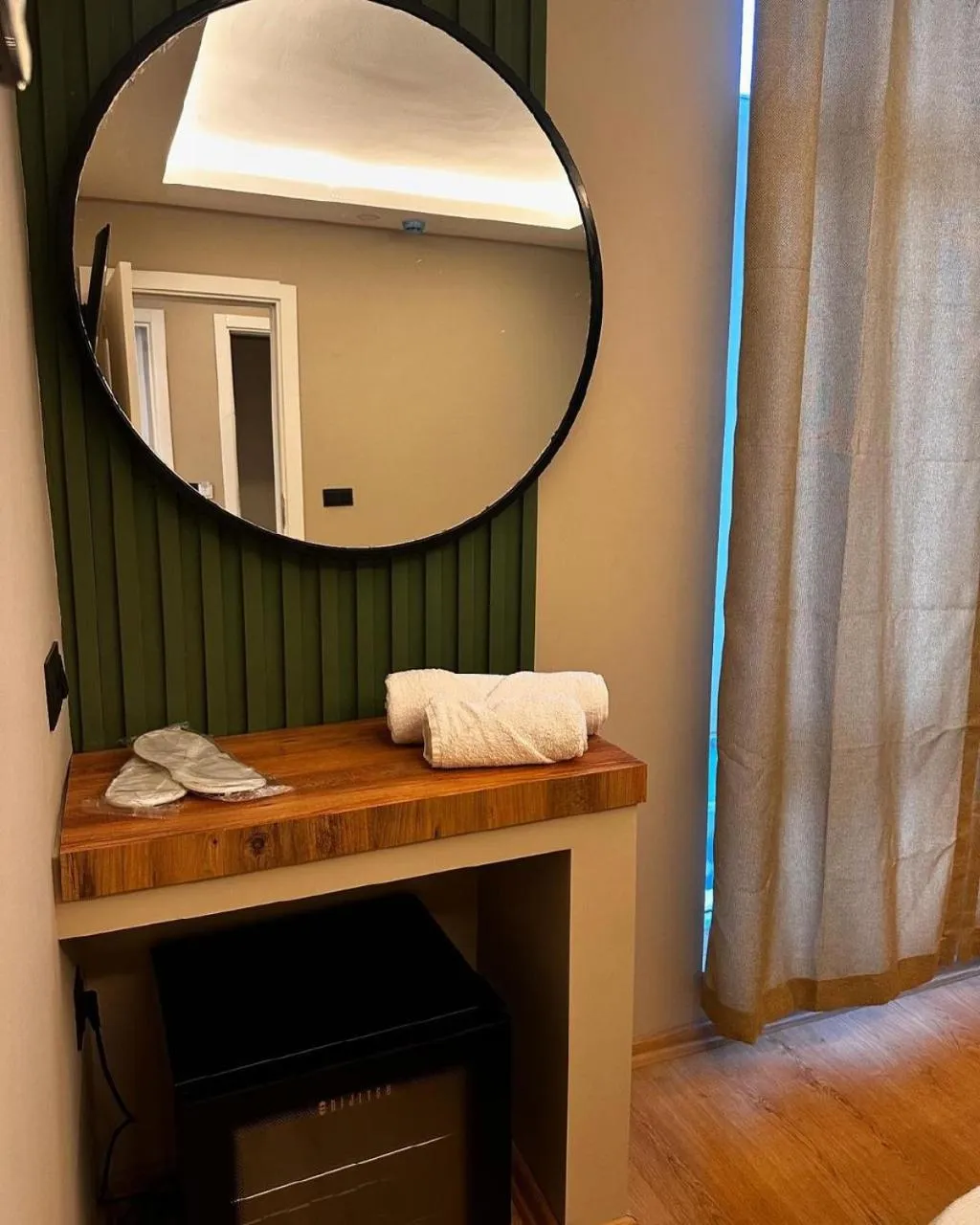 Photo of the whole room in Red Castle Hotel & Pub