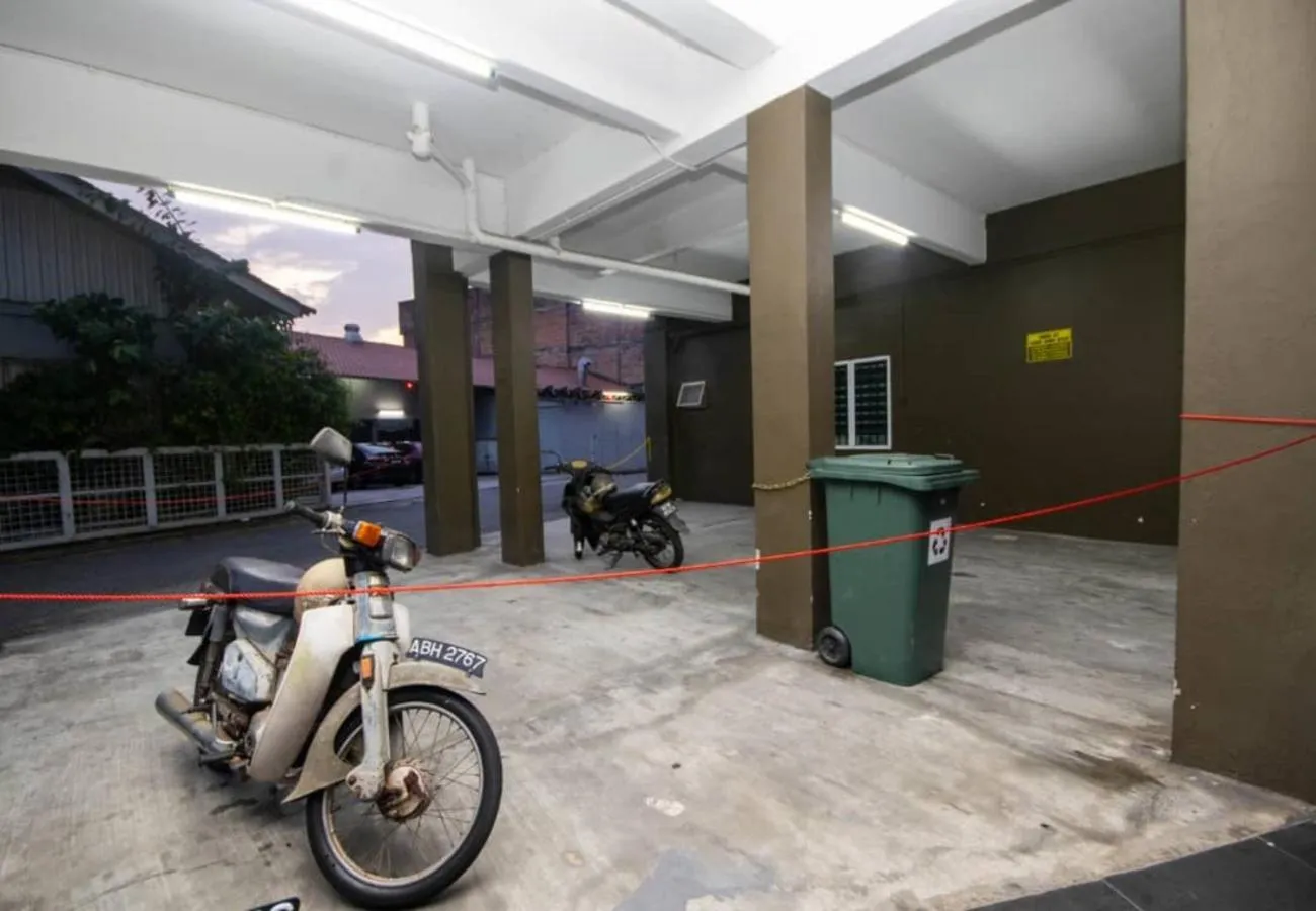 Parking in JQ Osborne Apartment