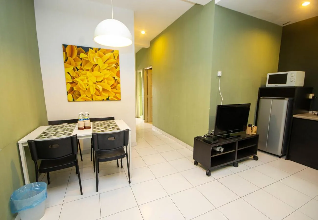 TV and multimedia in JQ Osborne Apartment