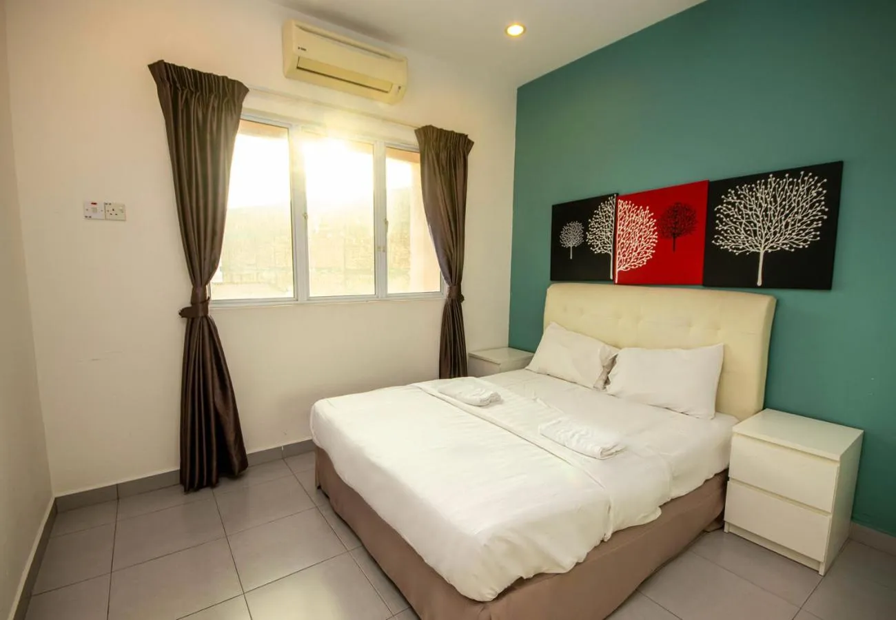 Bed in JQ Osborne Apartment