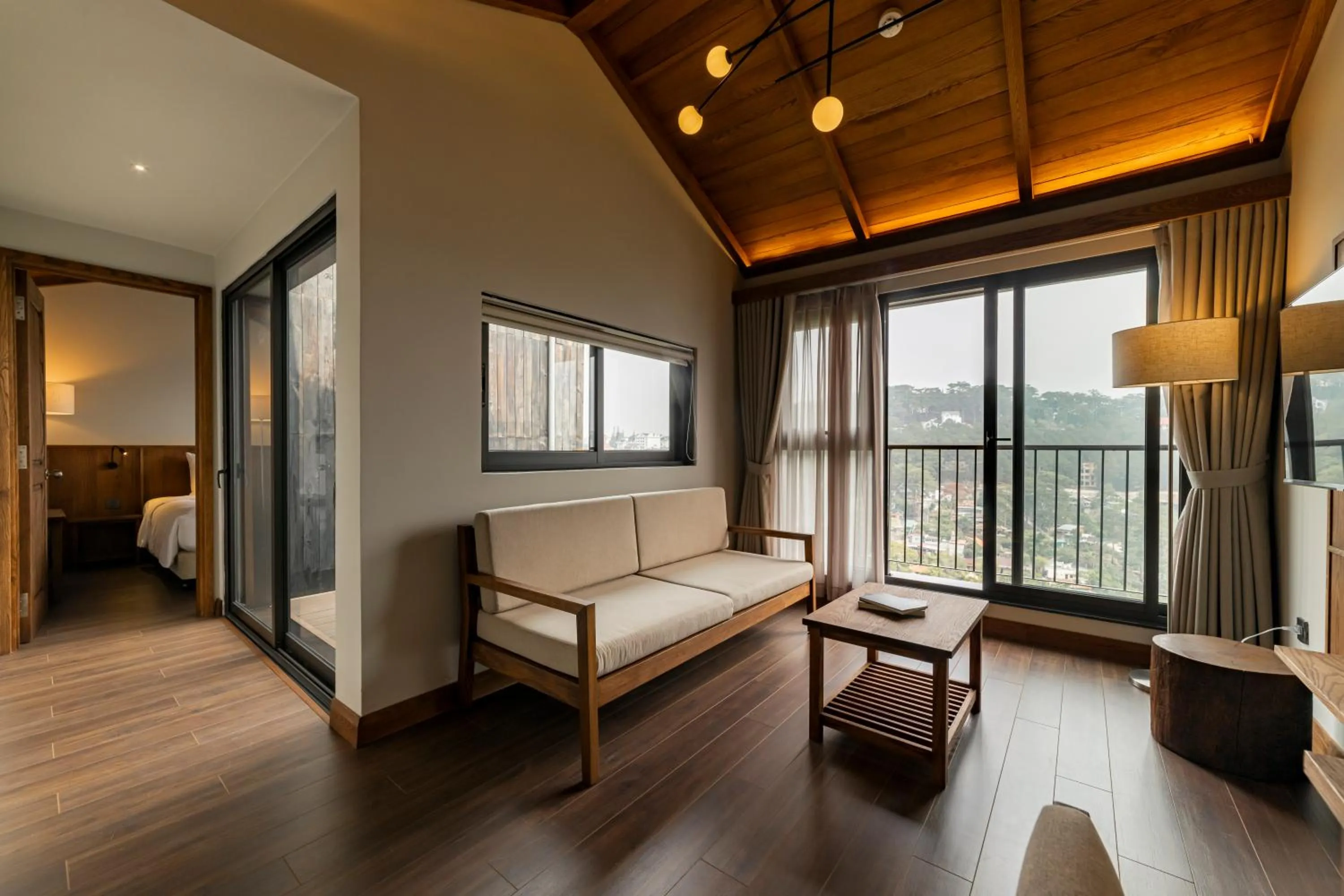 Bed in HLS Dalat Lodge