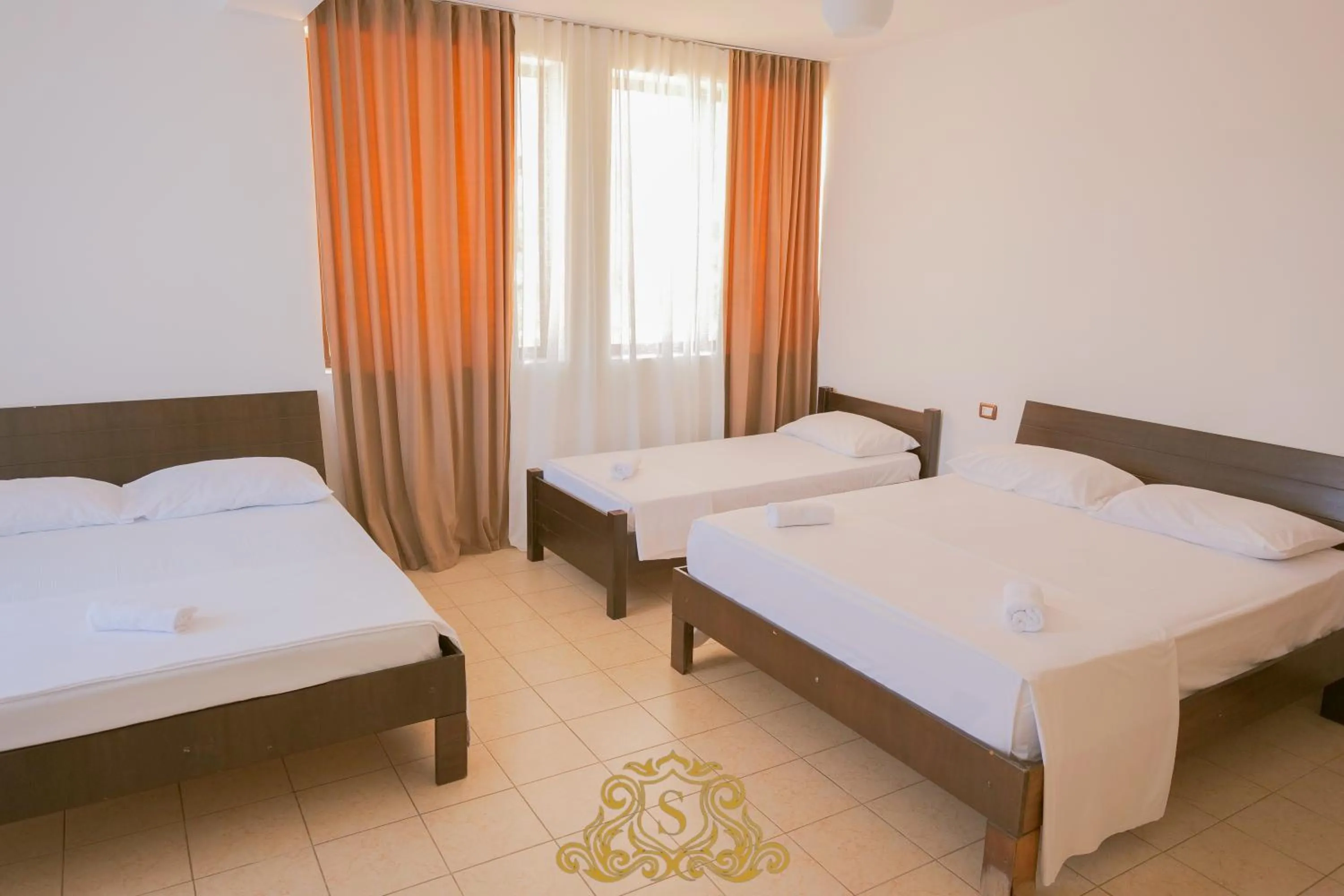 Photo of the whole room, Bed in Hotel Sorrente