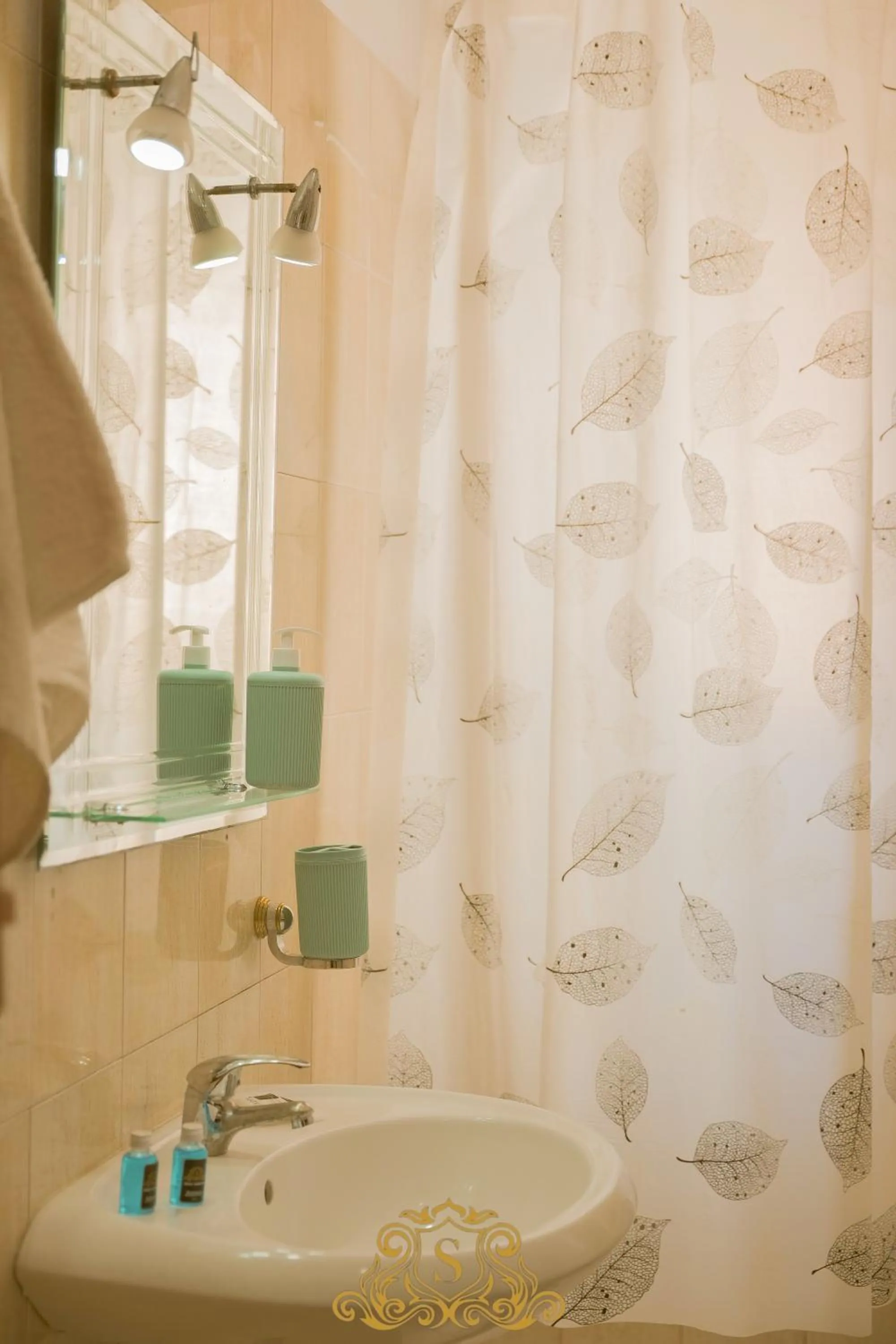 Shower in Hotel Sorrente