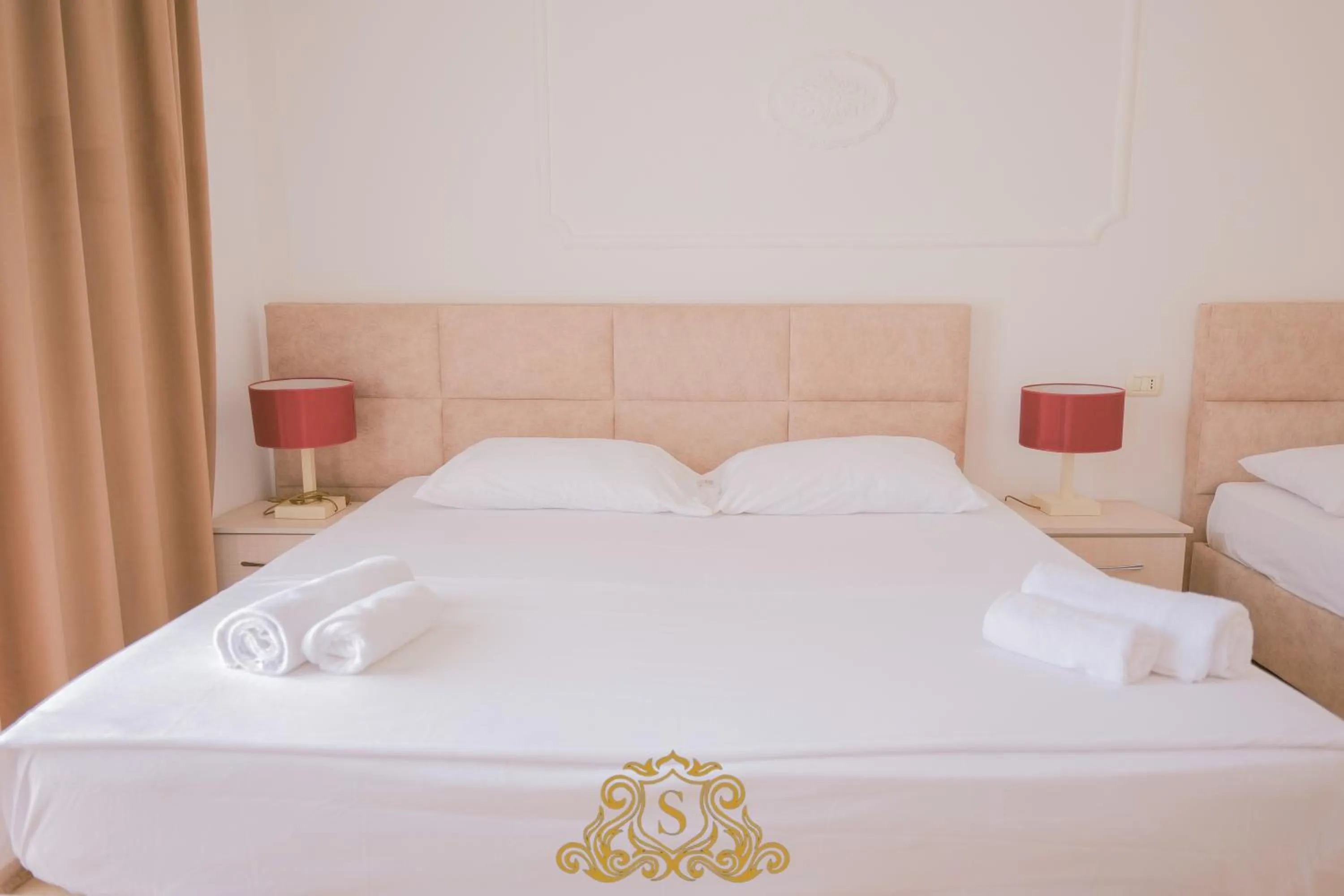 Bed in Hotel Sorrente