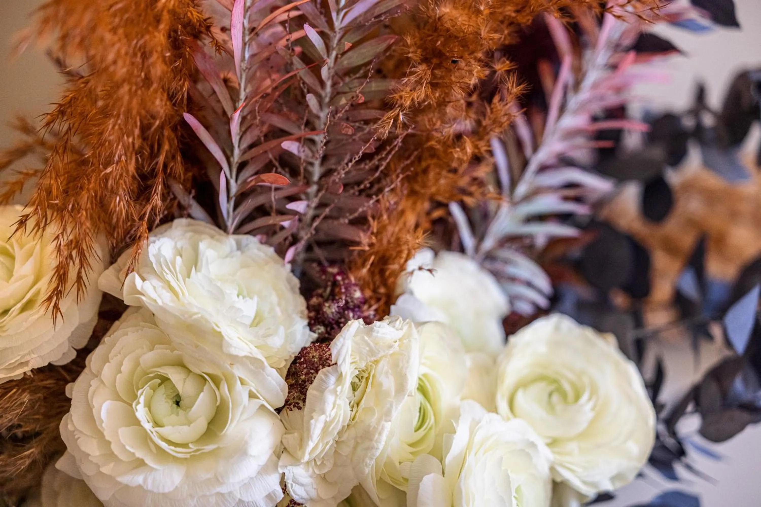 Decorative detail in Naomi Nice