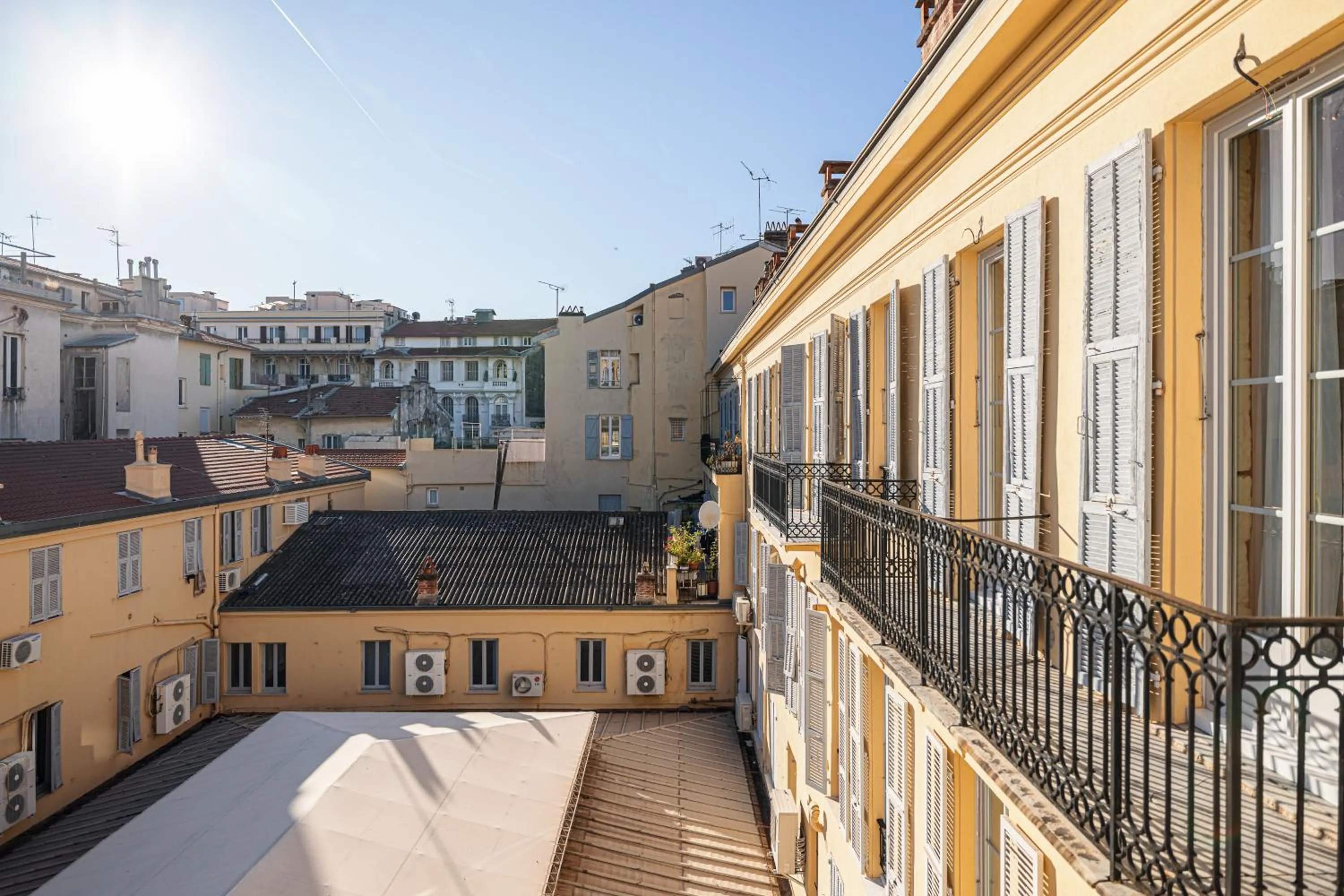 Property building in Naomi Nice