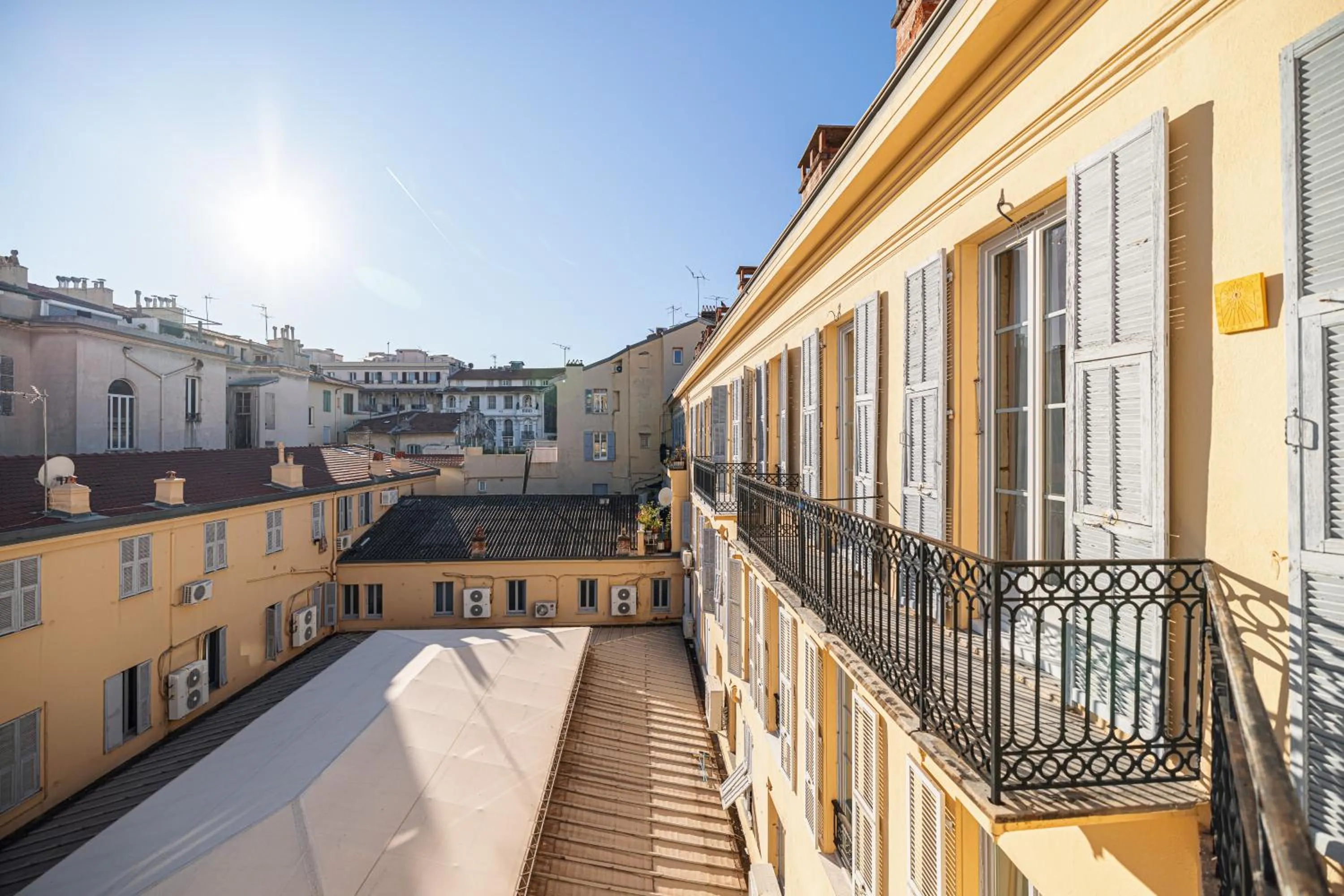 Property building in Naomi Nice