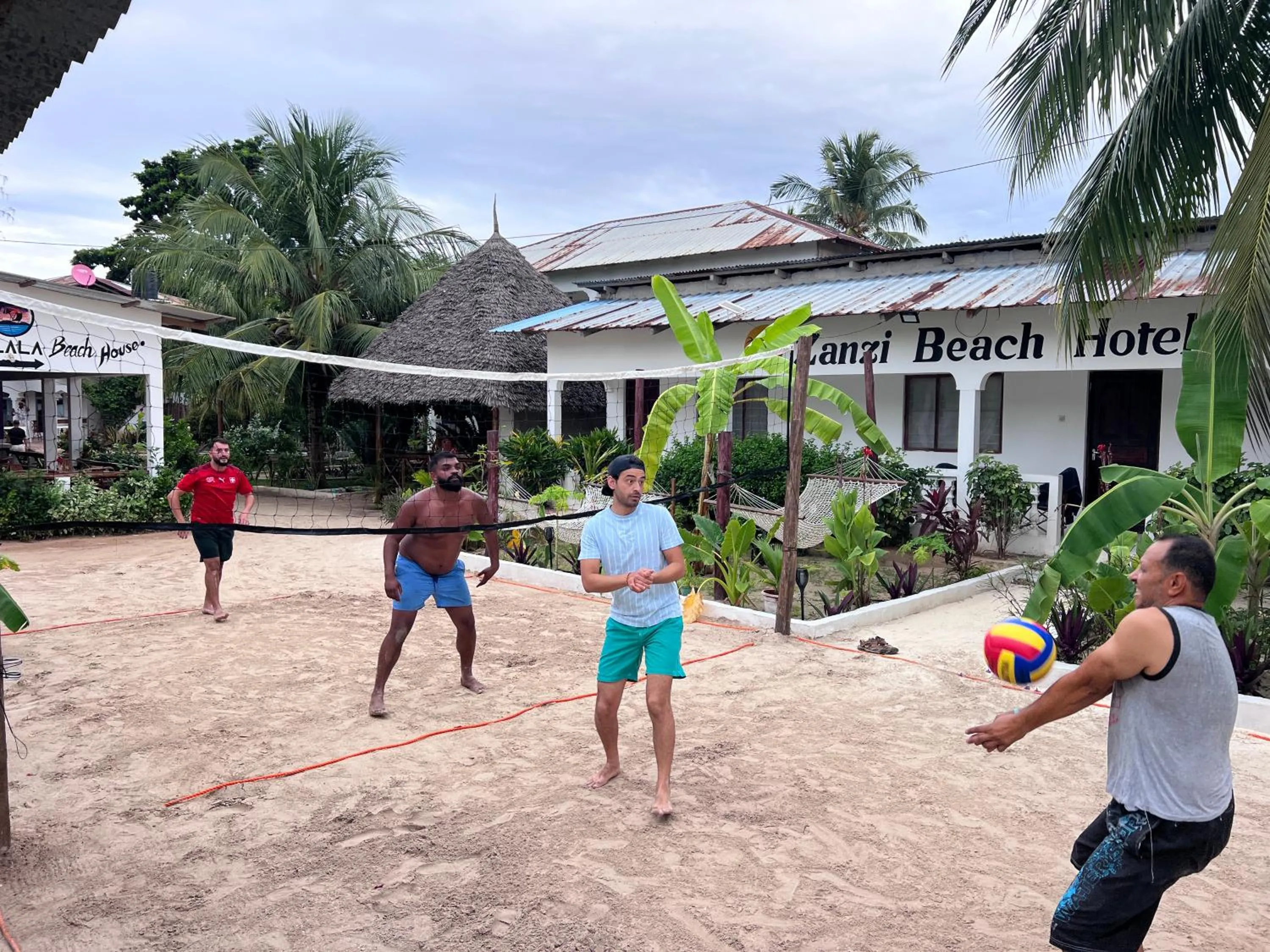 Zanzi beach hotel