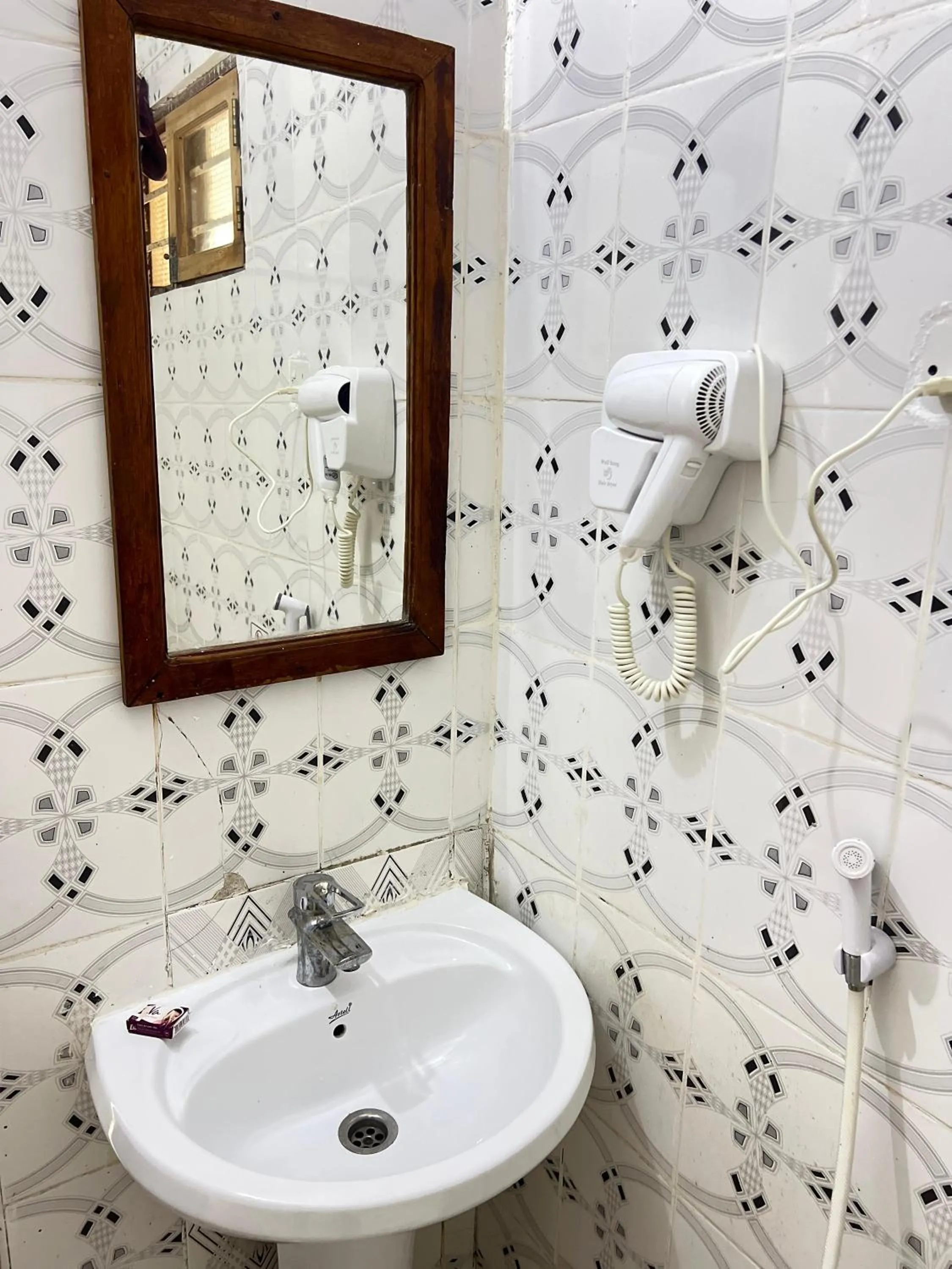 Bathroom in Zanzi beach hotel
