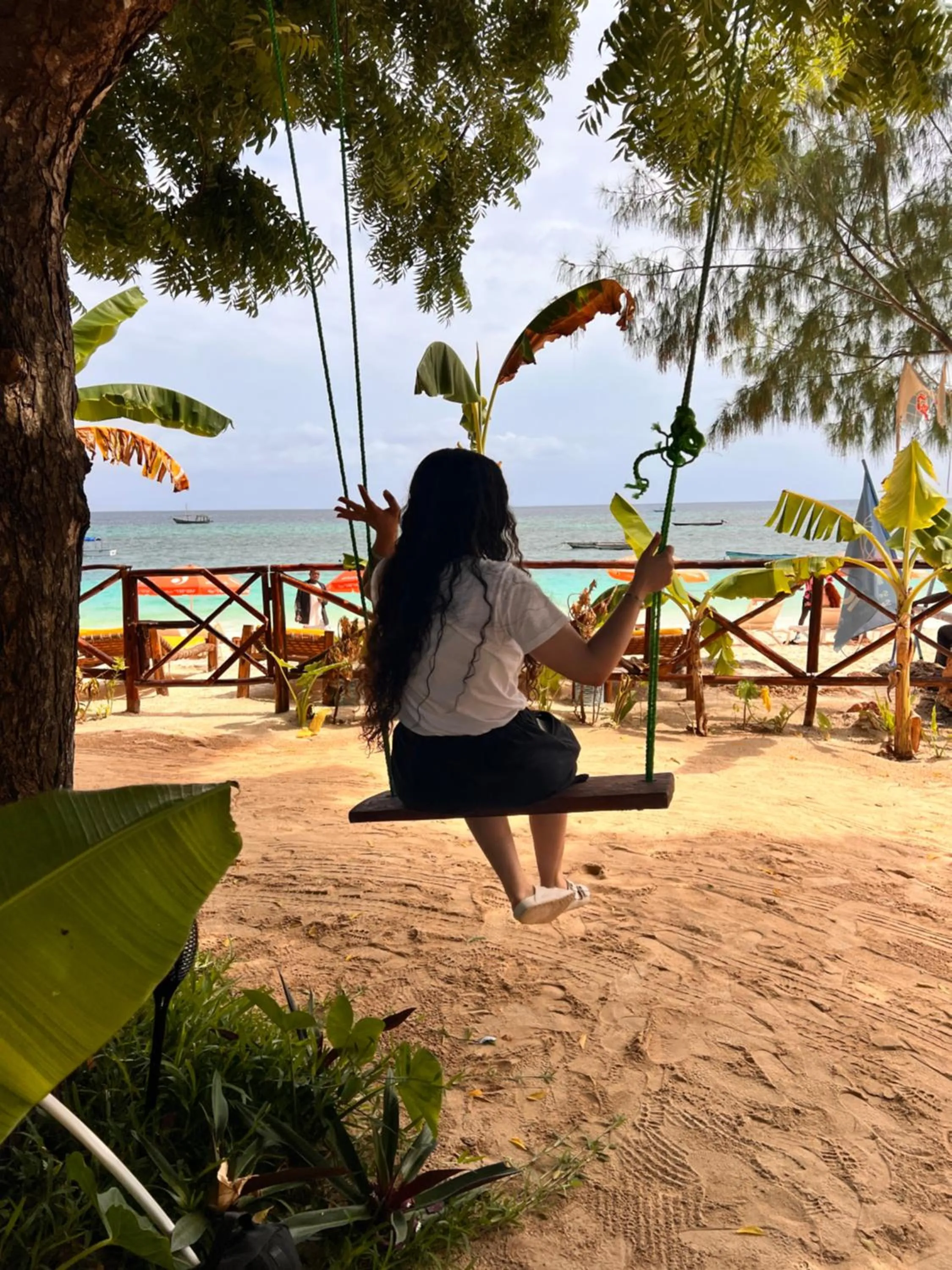 Zanzi beach hotel