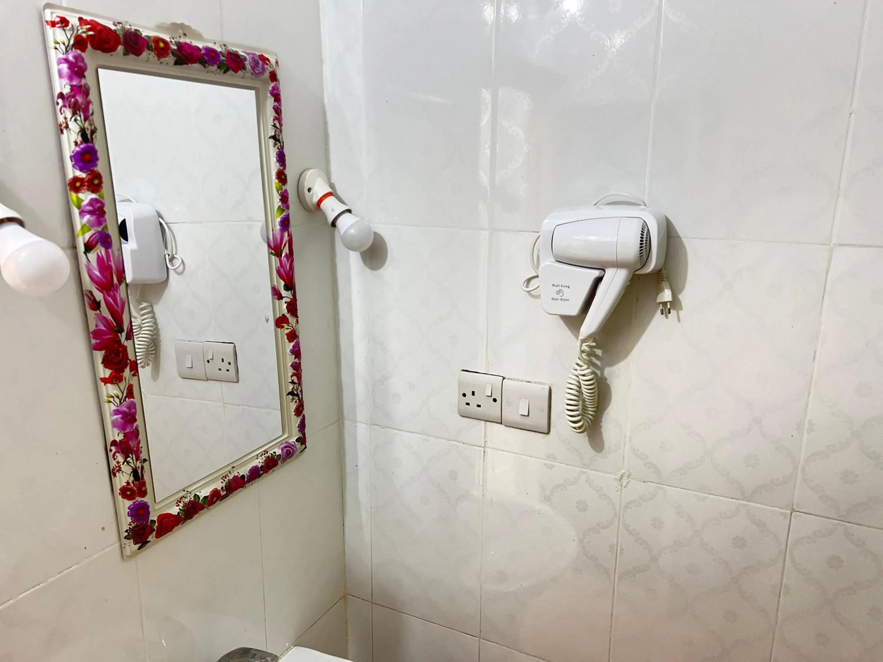 Bathroom in Zanzi beach hotel