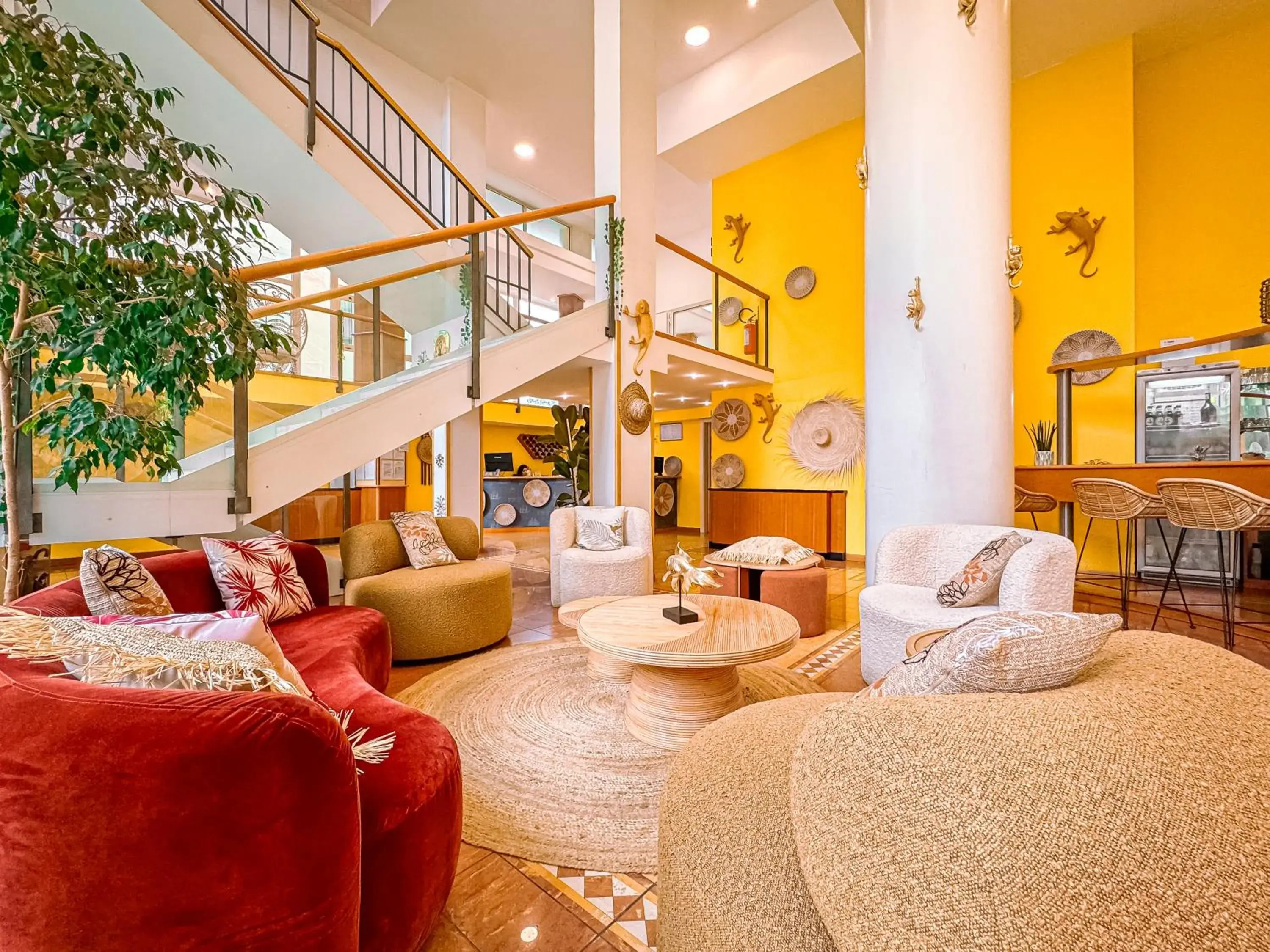 Lobby or reception in Hotel Remin Plaza Lobby or reception in Hotel Remin Plaza