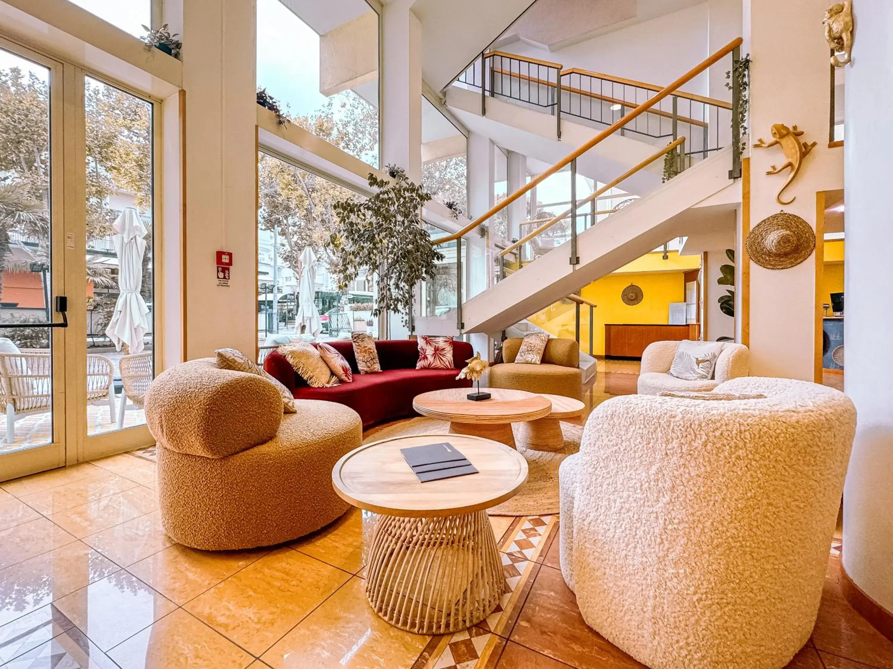 Lobby or reception in Hotel Remin Plaza Lobby or reception in Hotel Remin Plaza