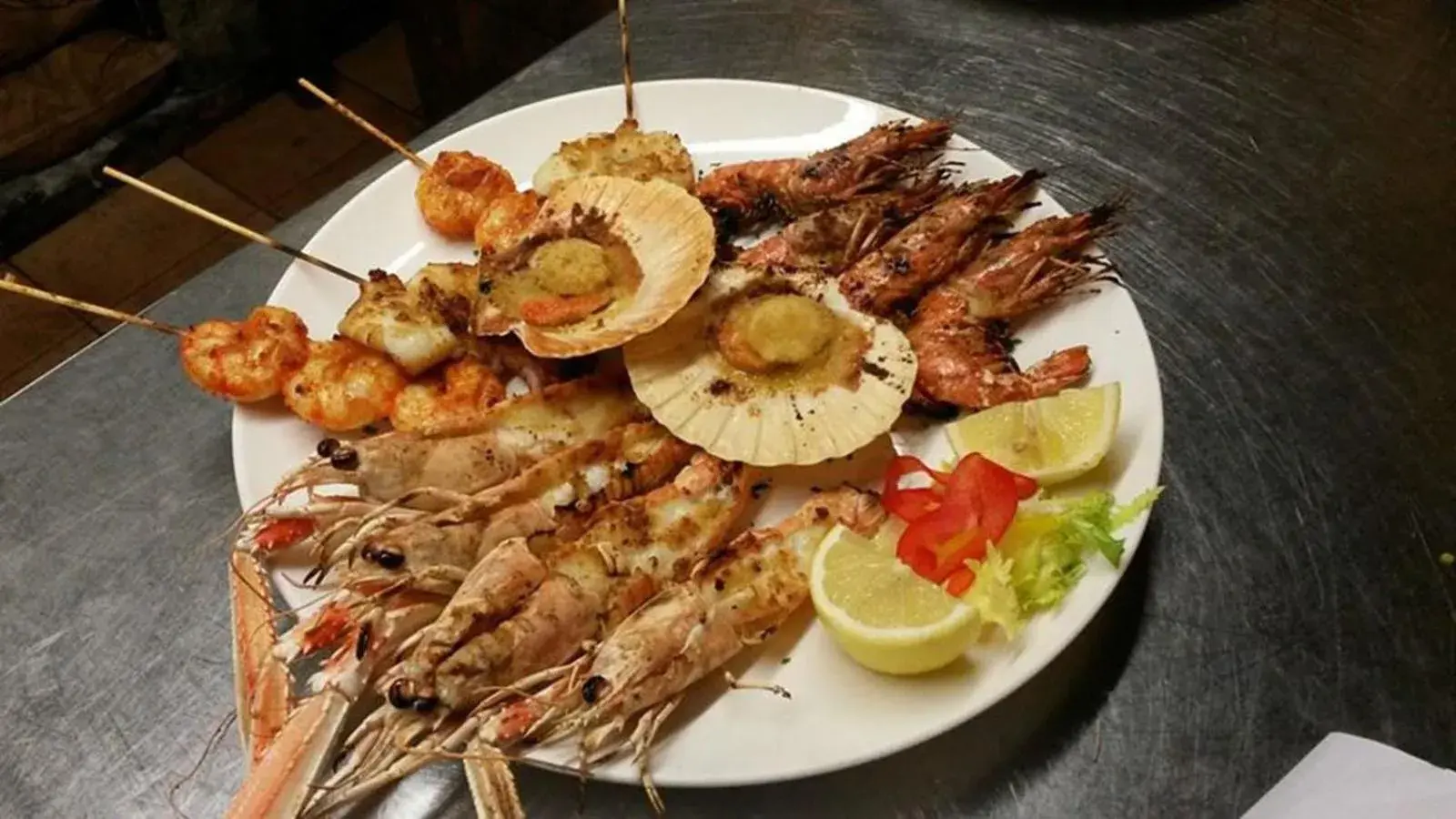 Restaurant/places to eat in Hotel Remin Plaza Restaurant/places to eat in Hotel Remin Plaza