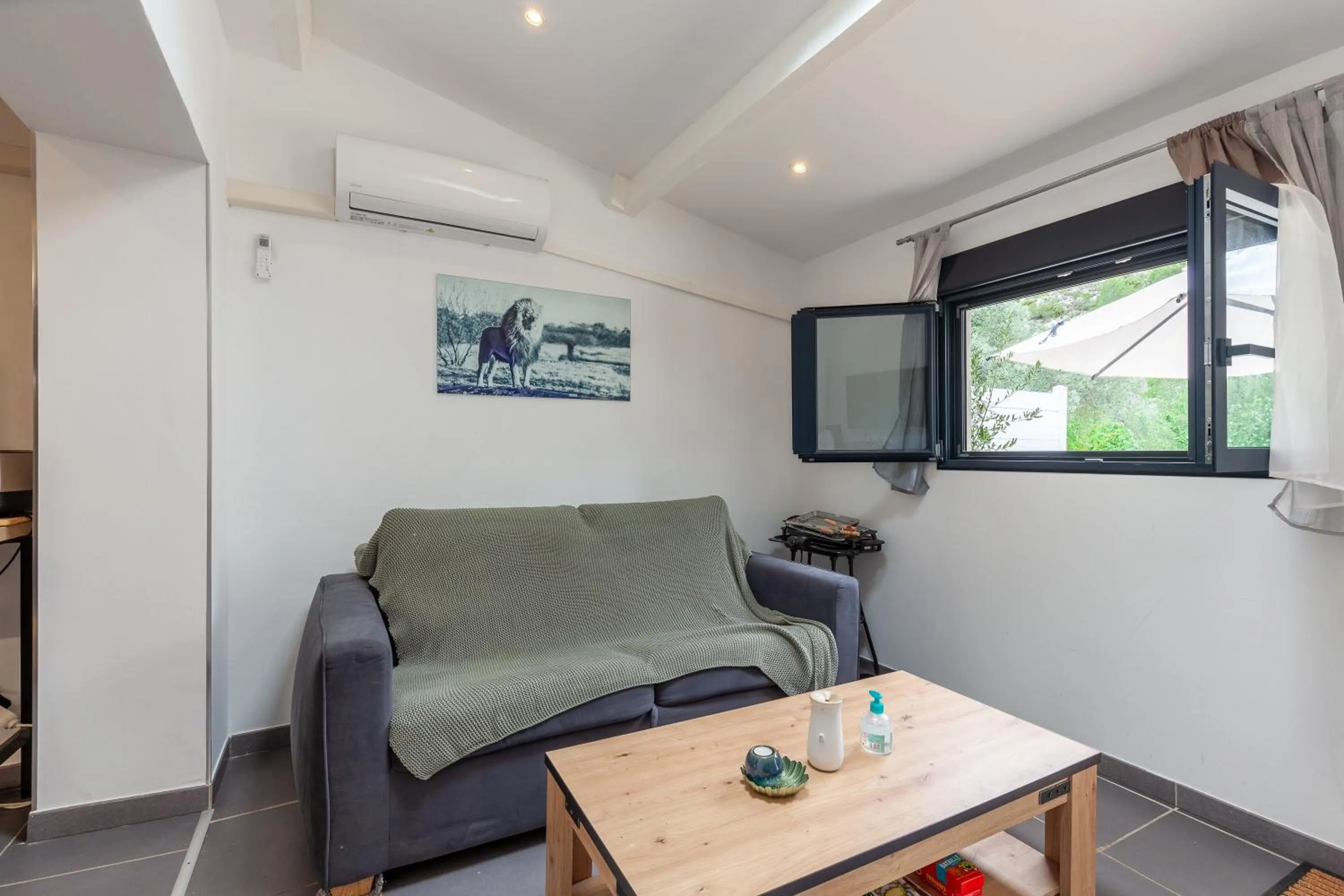 Gîte rénové Calanque La Vesse