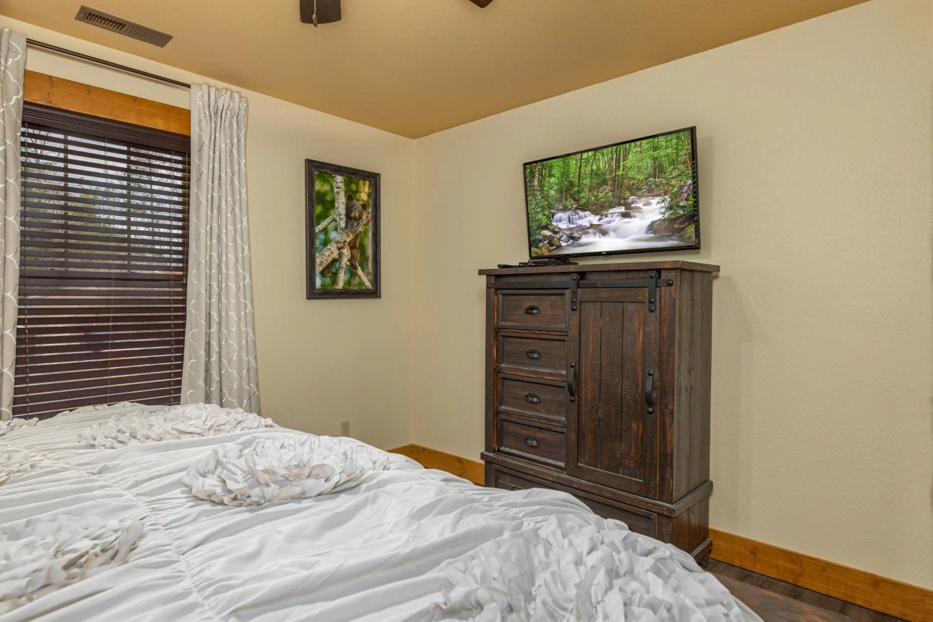 Bed in A Moment's Peace by Eden Crest