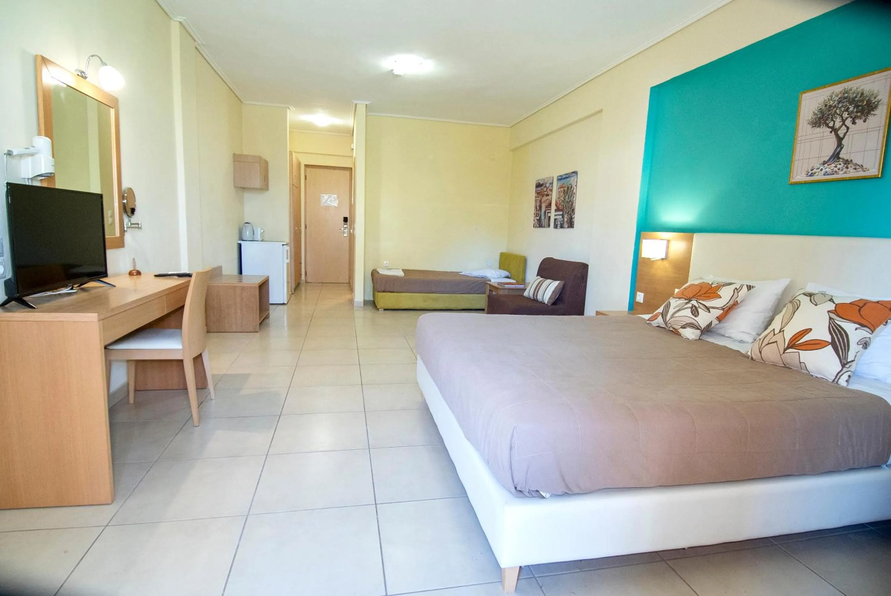 TV and multimedia, Bed in Aeolian Gaea Hotel