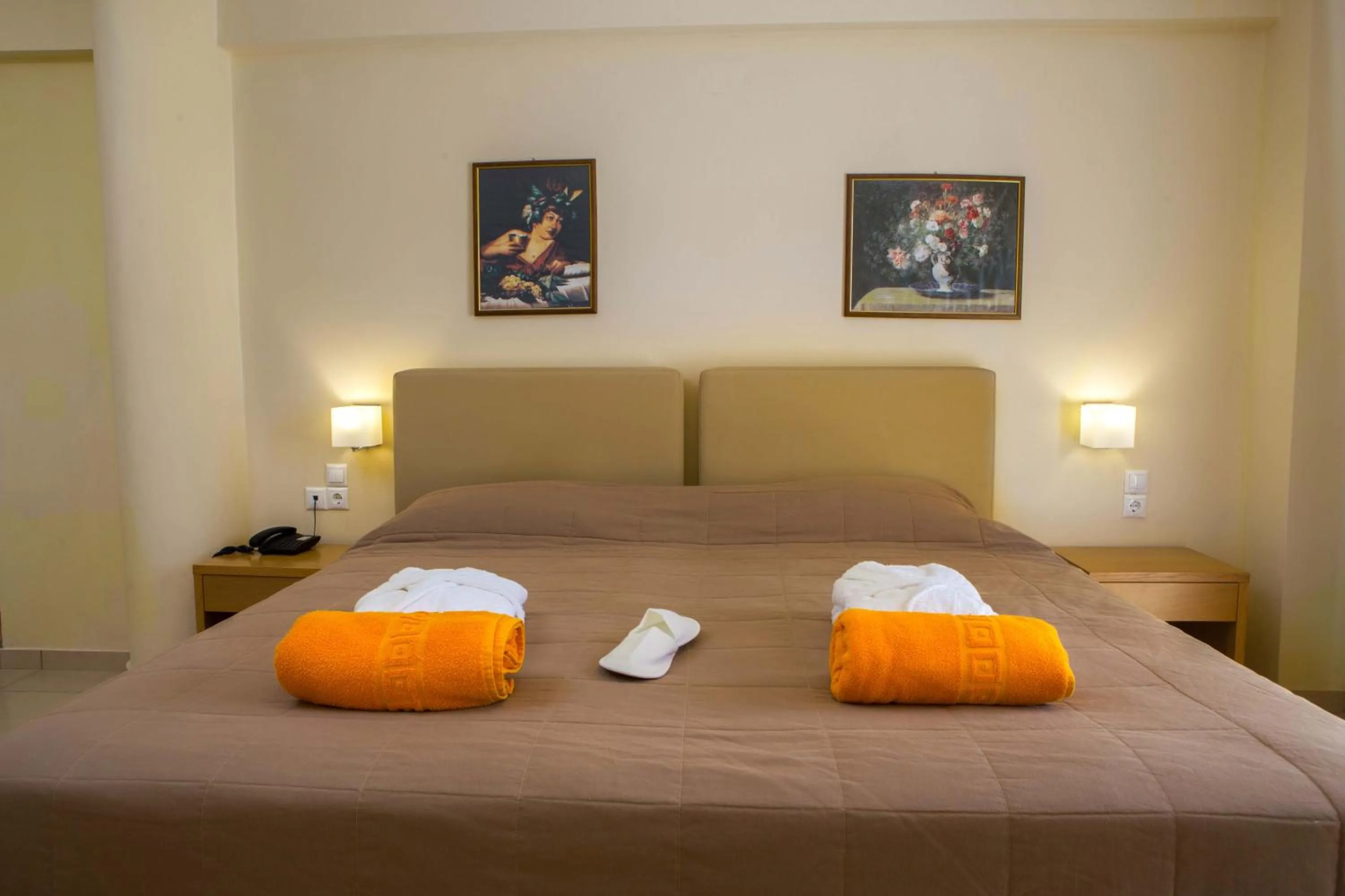 Bed in Aeolian Gaea Hotel