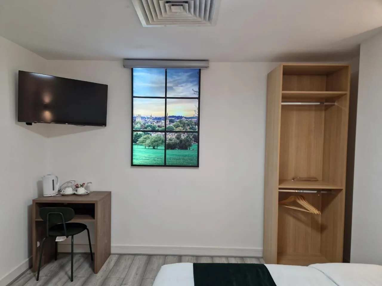 Double Room in Crown House