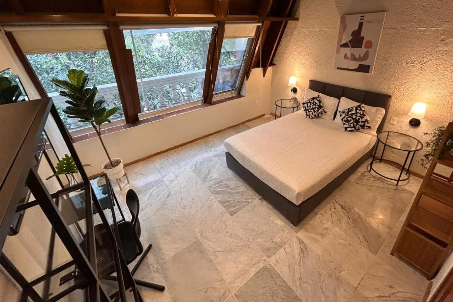 Photo of the whole room, Bed in Singular Reforma