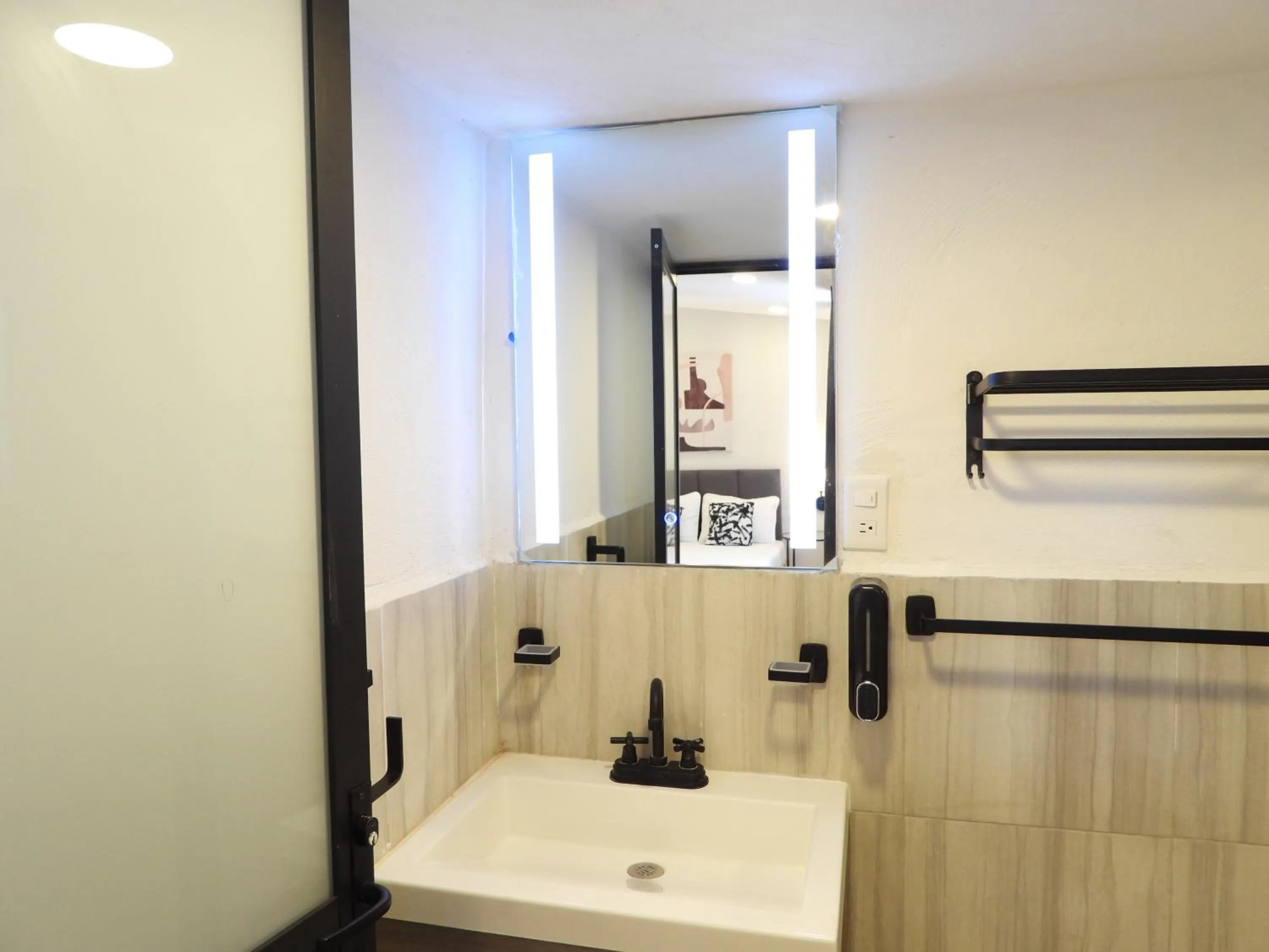 Bathroom in Singular Reforma