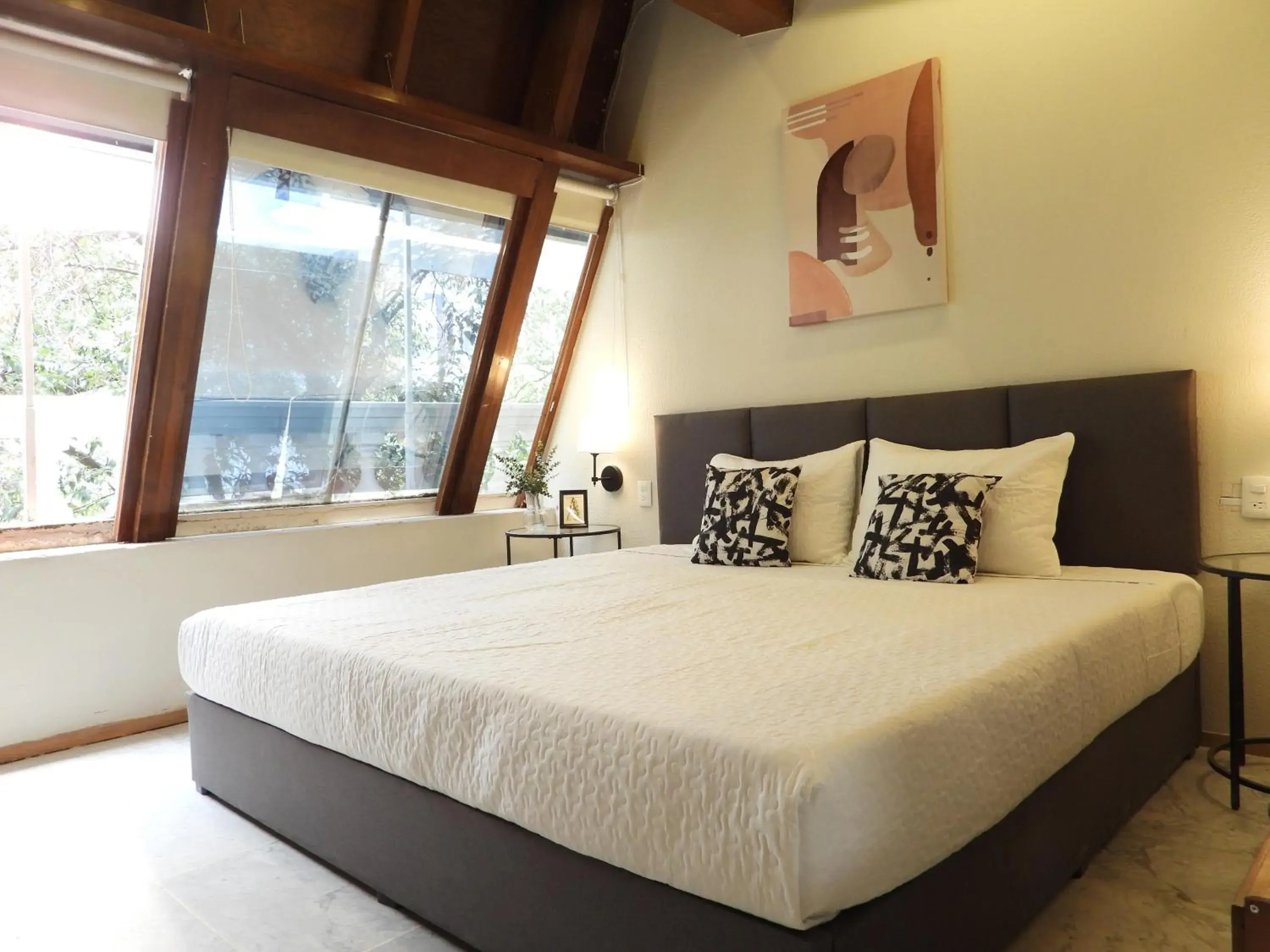 Photo of the whole room, Bed in Singular Reforma Photo of the whole room, Bed in Singular Reforma