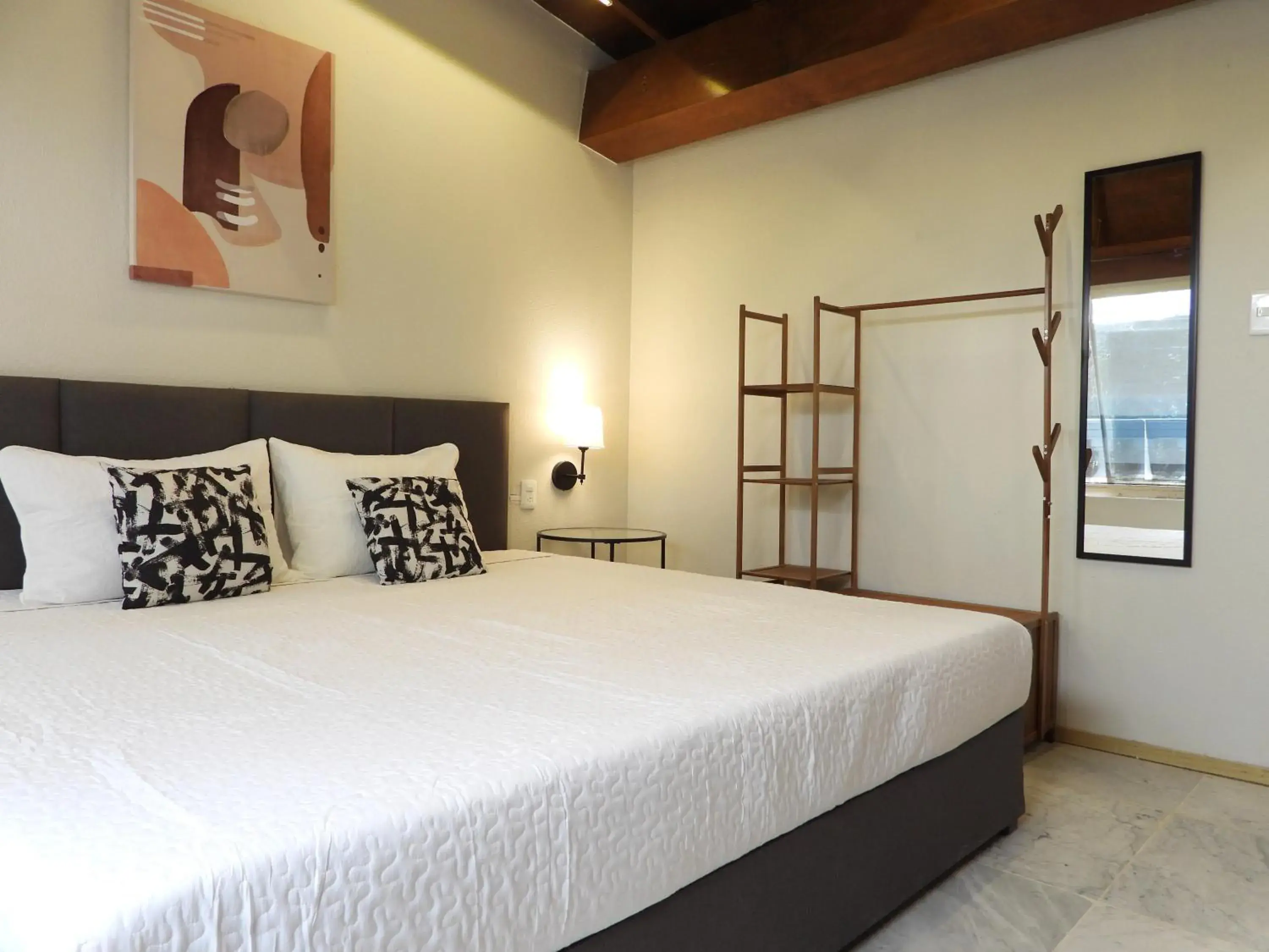 Photo of the whole room, Bed in Singular Reforma Photo of the whole room, Bed in Singular Reforma