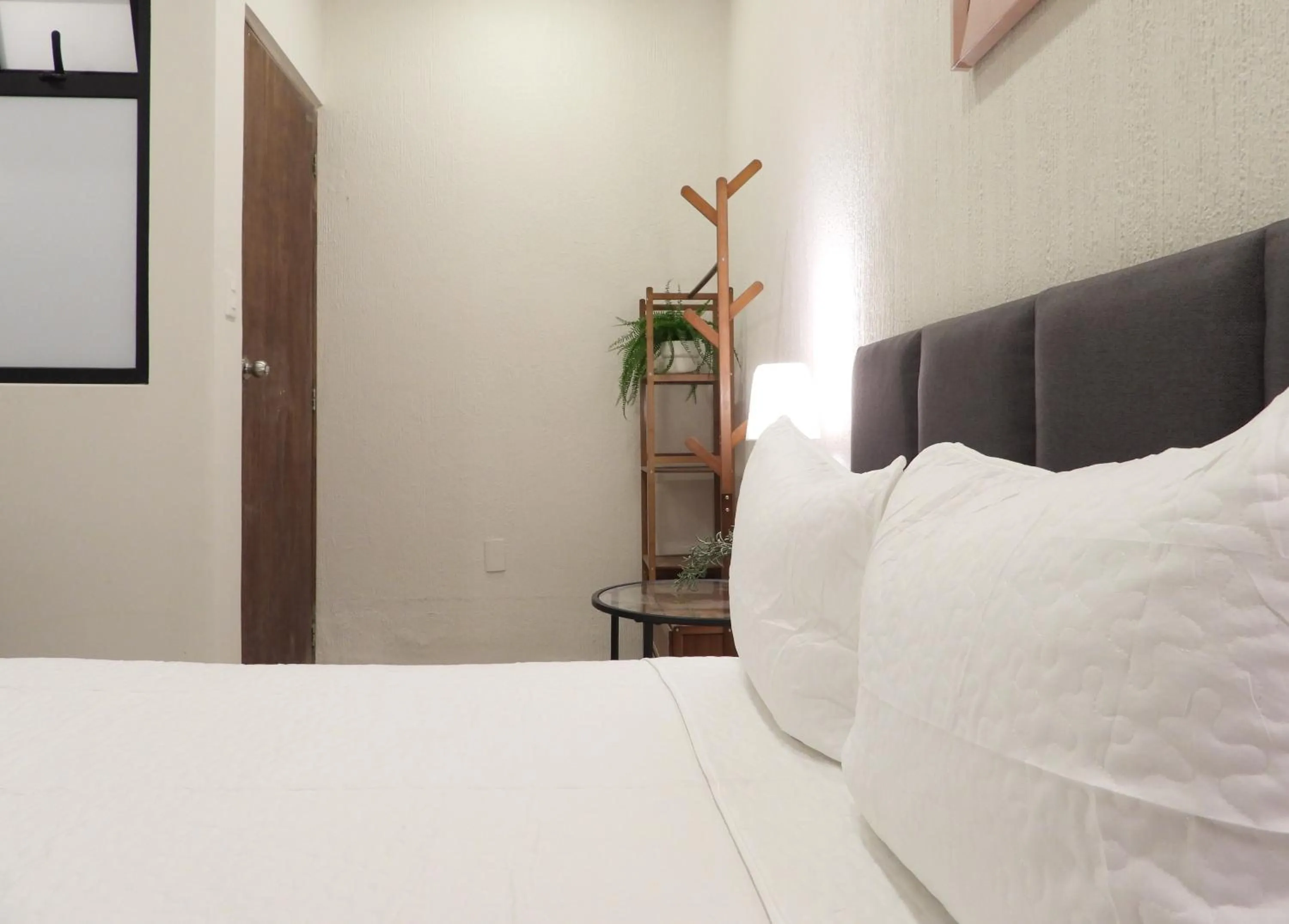 Bed in Singular Reforma