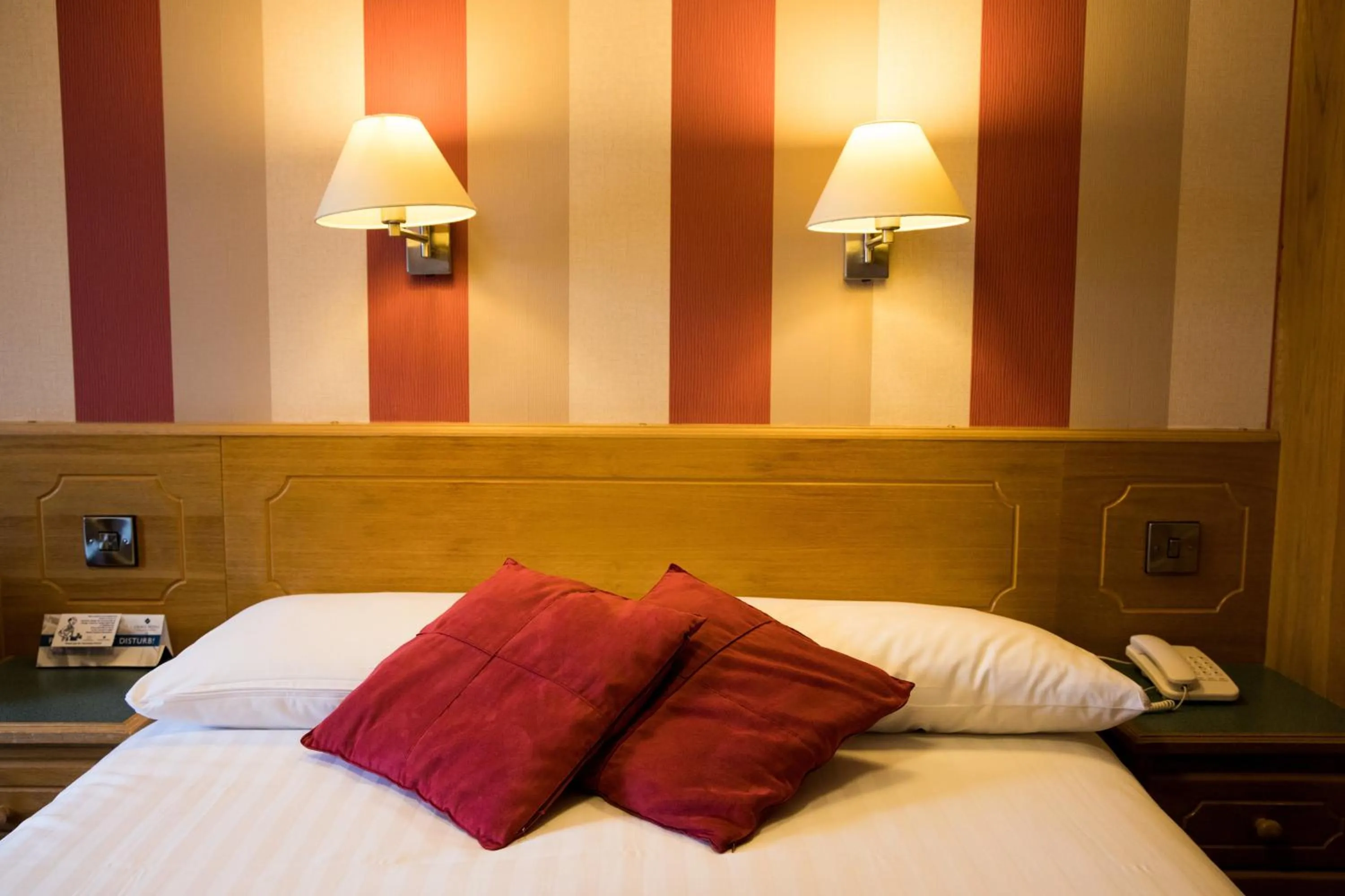 Bedroom, Bed in Patterdale Hotel