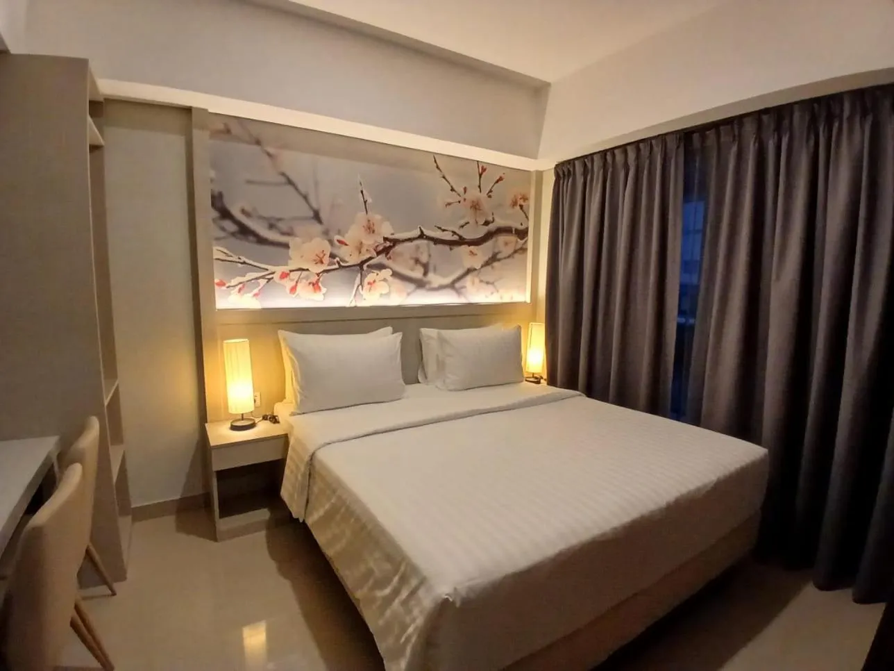 Bed in Nemuru Grand Suites