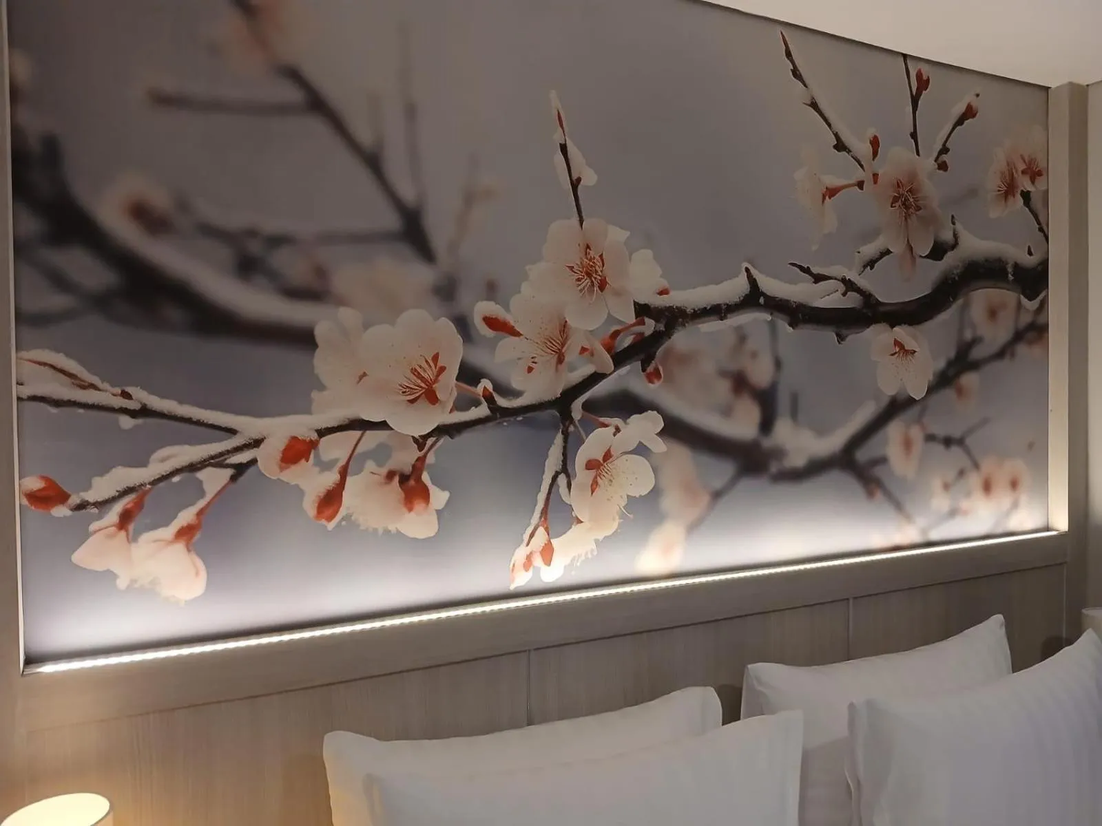 Bed in Nemuru Grand Suites