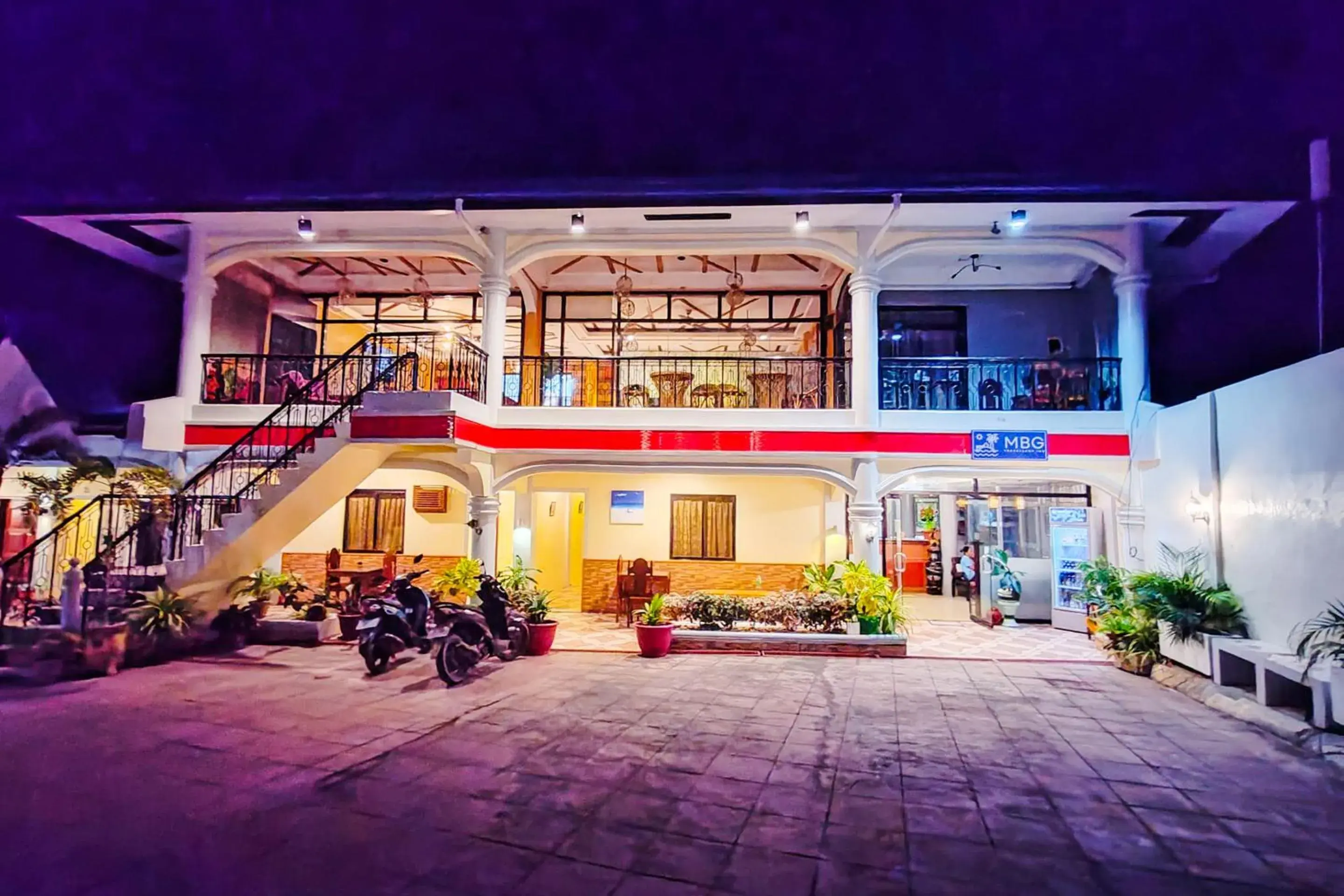 Property building in MBG Travellers Inn powered by Cocotel Property building in MBG Travellers Inn powered by Cocotel