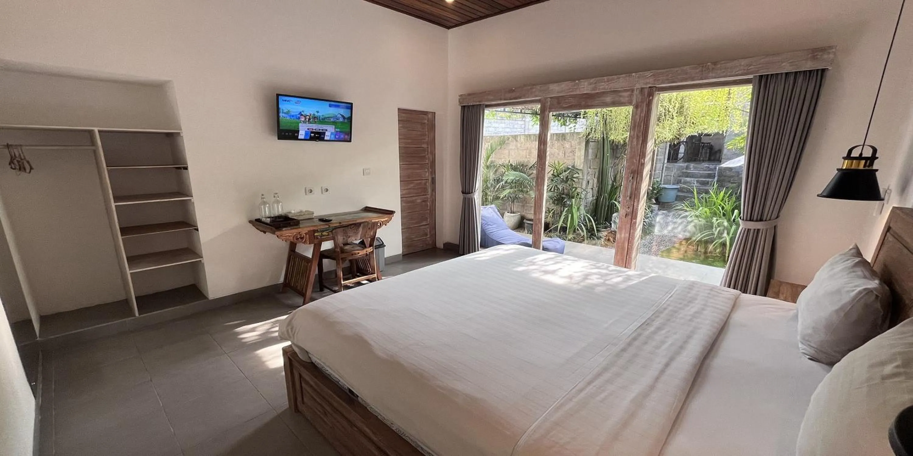 Bed in Pis Bolong Canggu