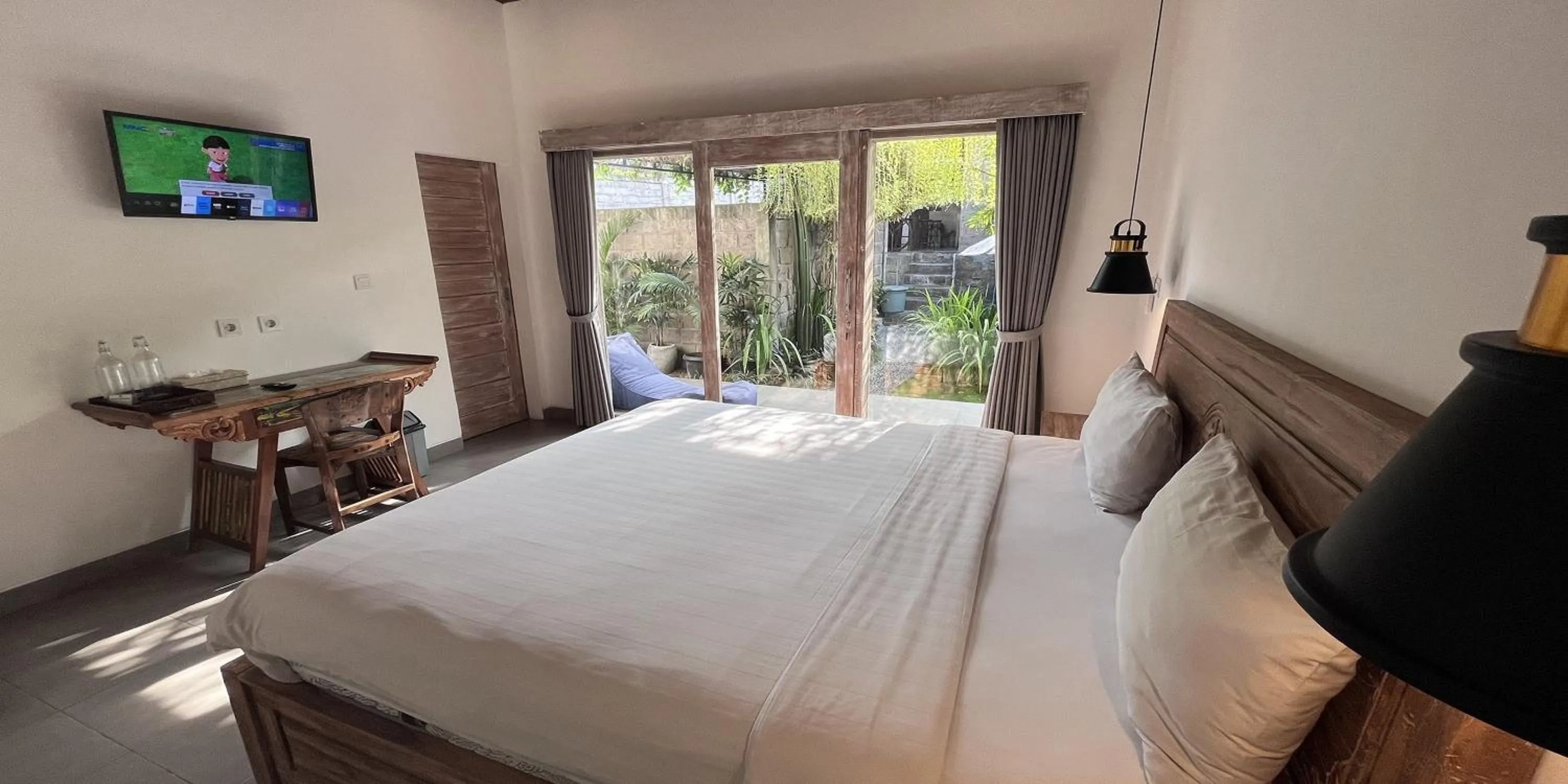 Bed in Pis Bolong Canggu