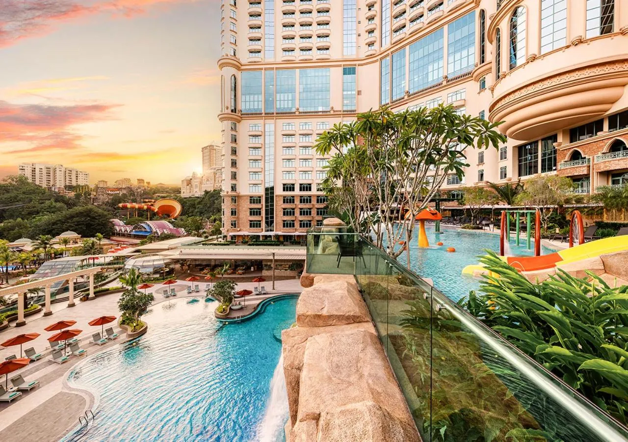 Swimming pool in The Villas at Sunway Resort Hotel