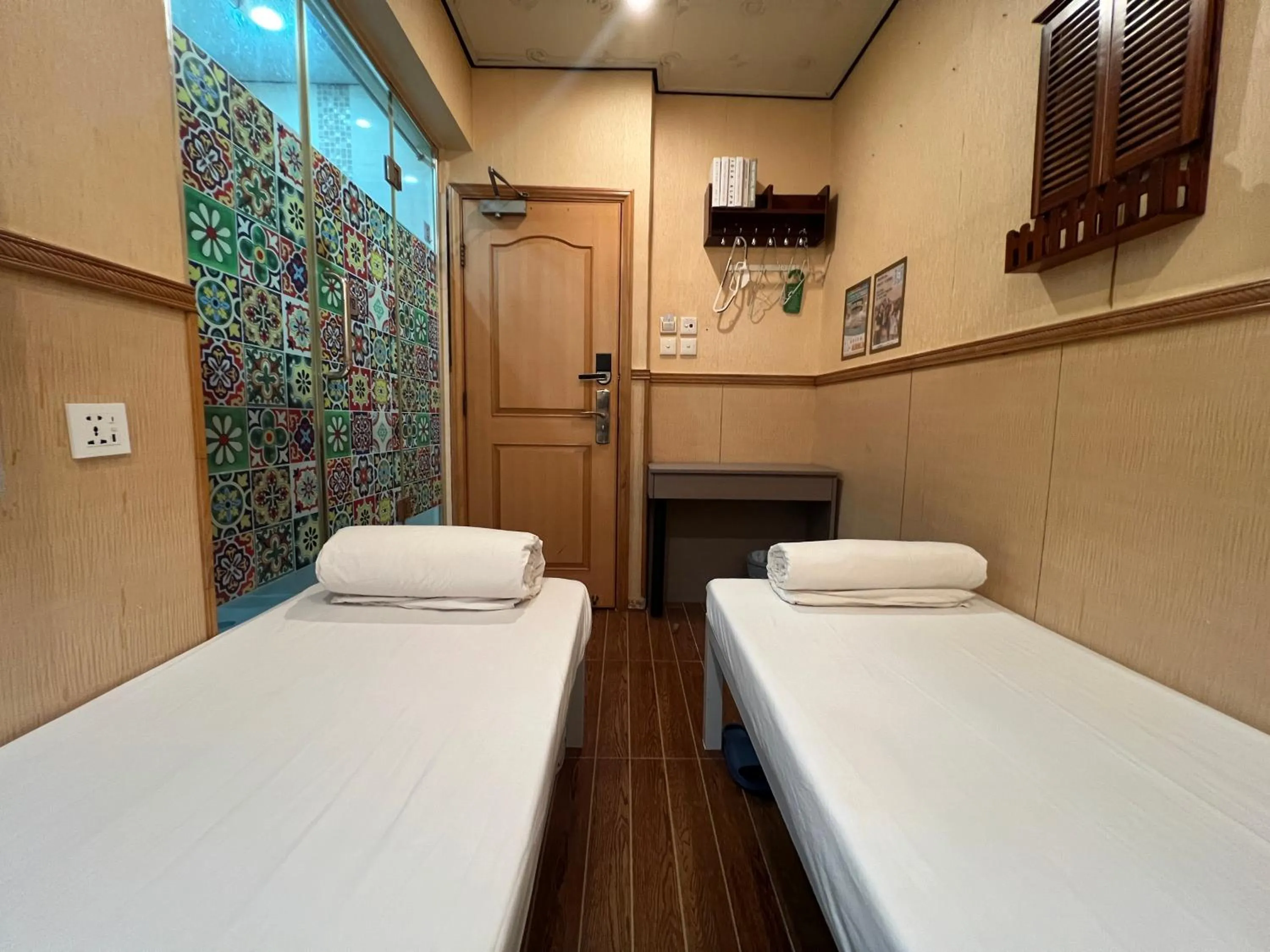 Bed in Just Inn on Nathan Road