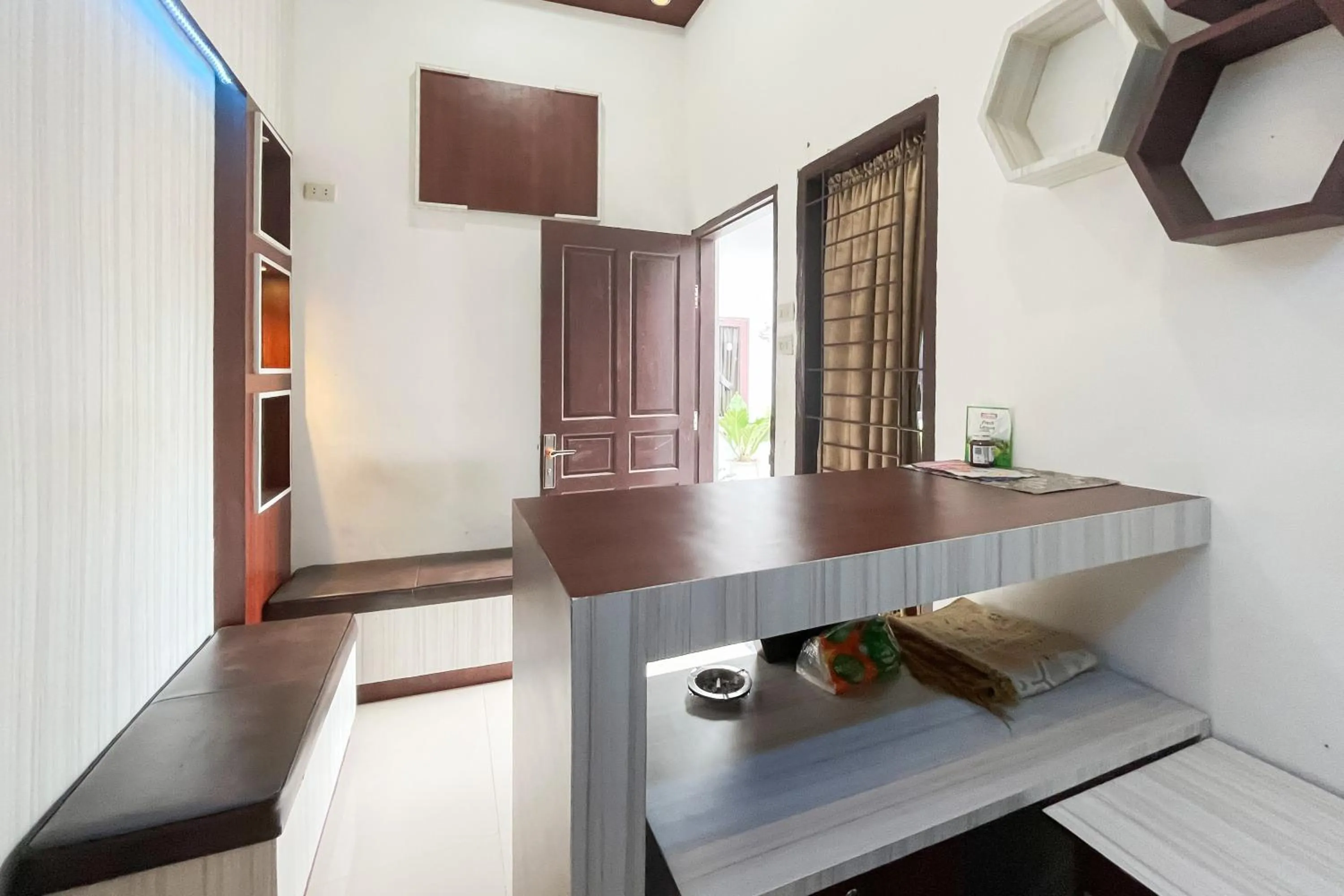De Farasat Hotel Syariah RedPartner
