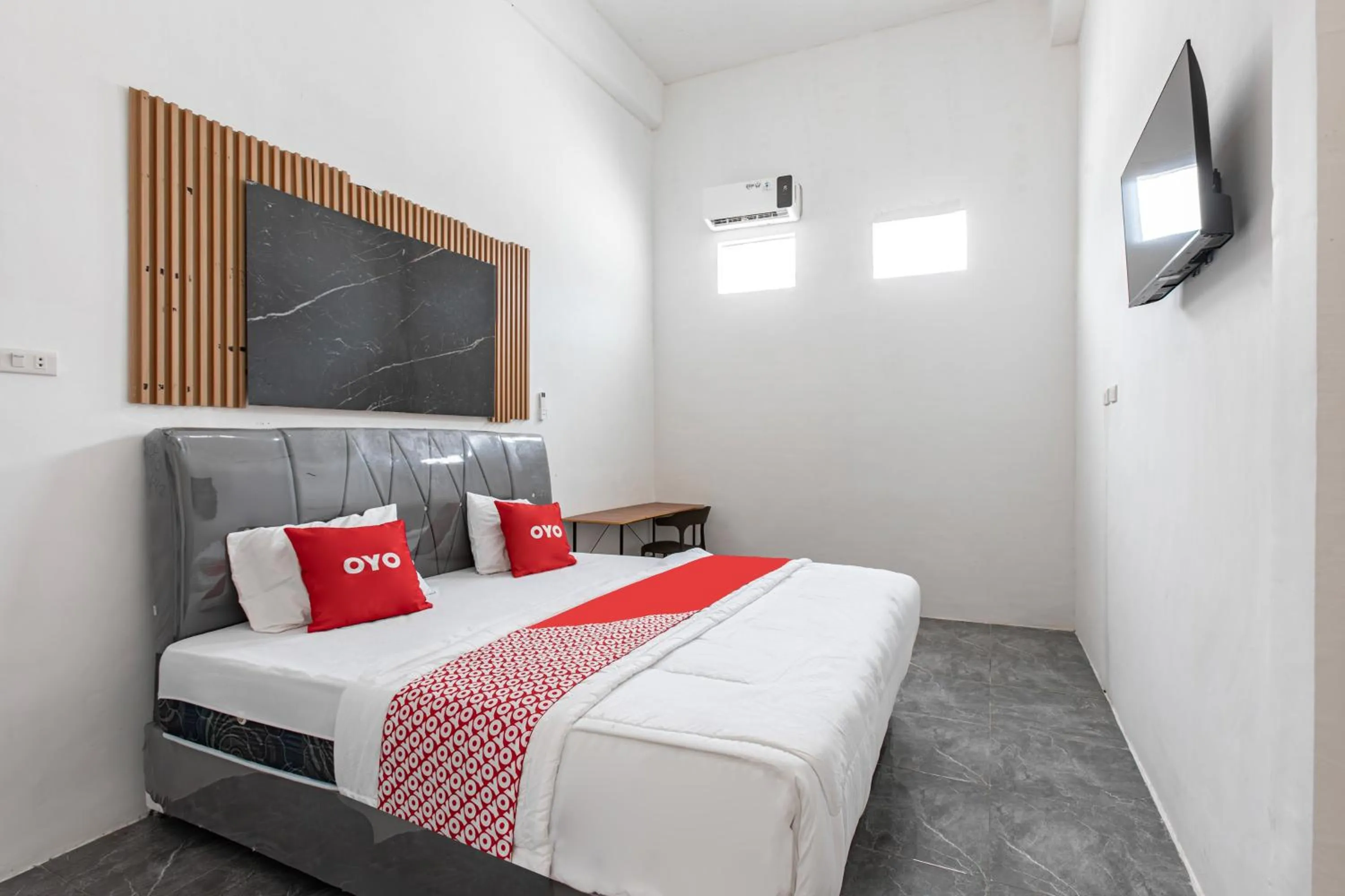 Bedroom, Bed in Hotel O Guest House Maria