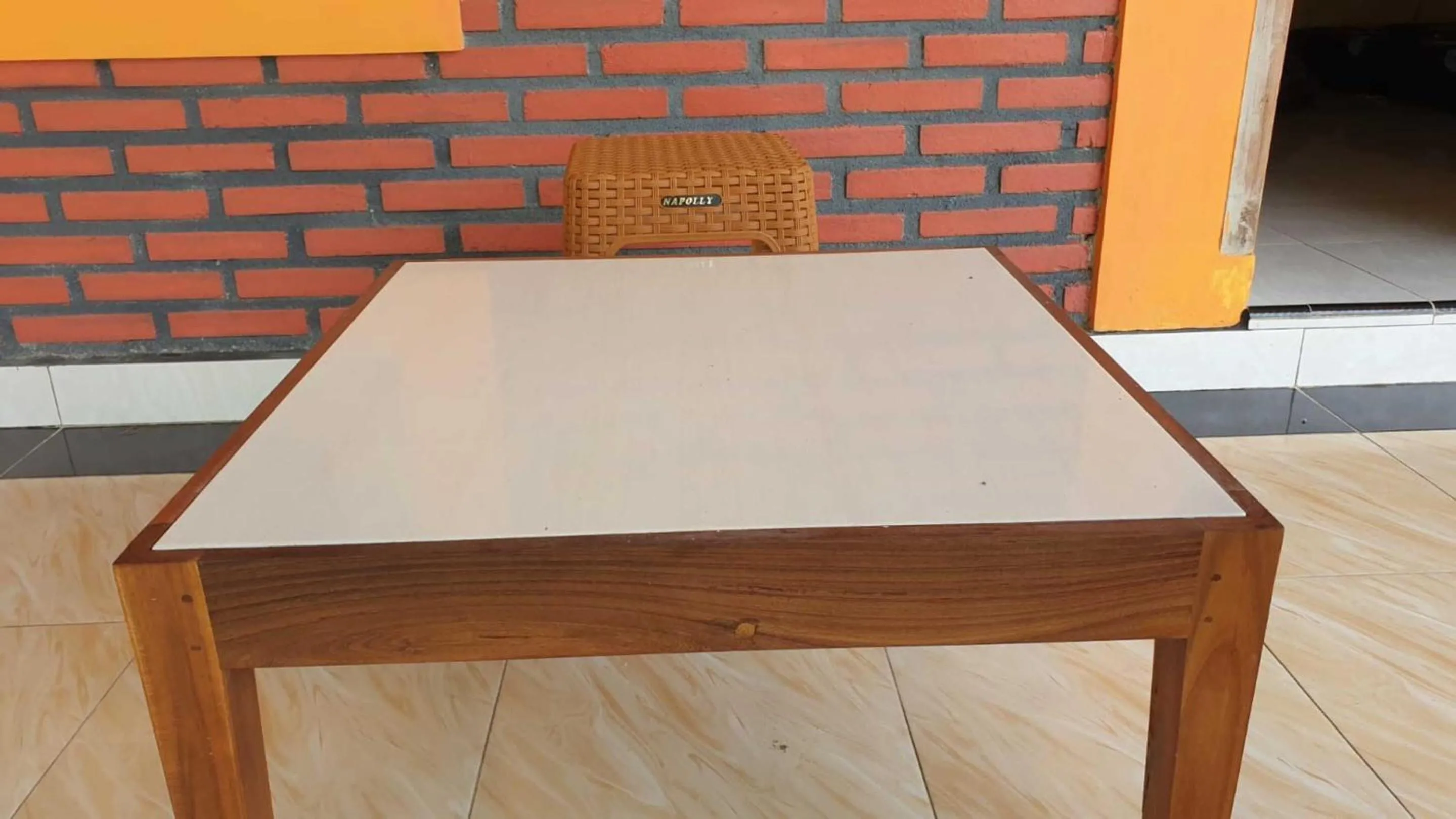 Lobby or reception in SPOT ON 93999 Kost Ibu Joko Syariah