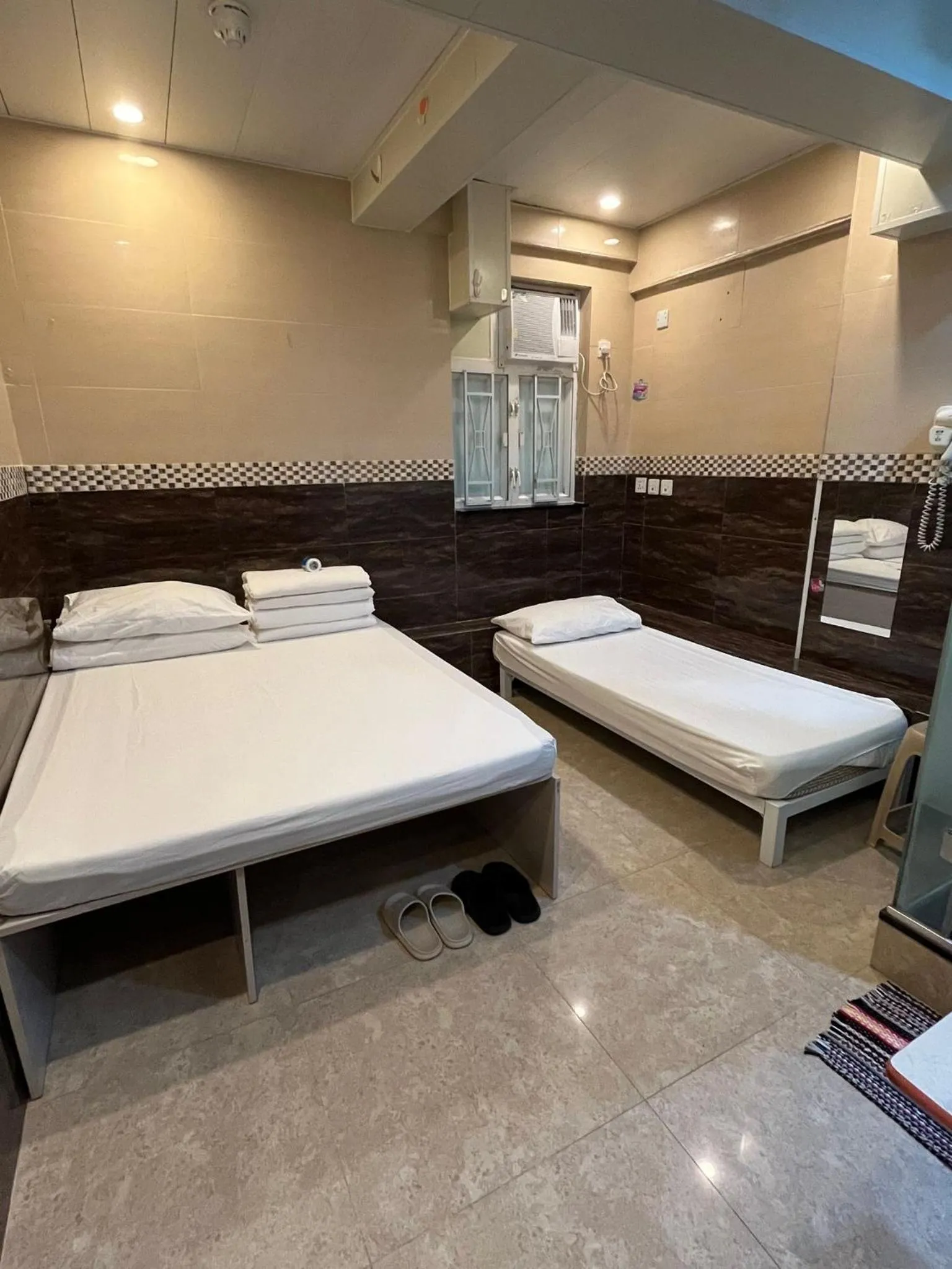 Bed in 3D Inn Hong Kong Romance