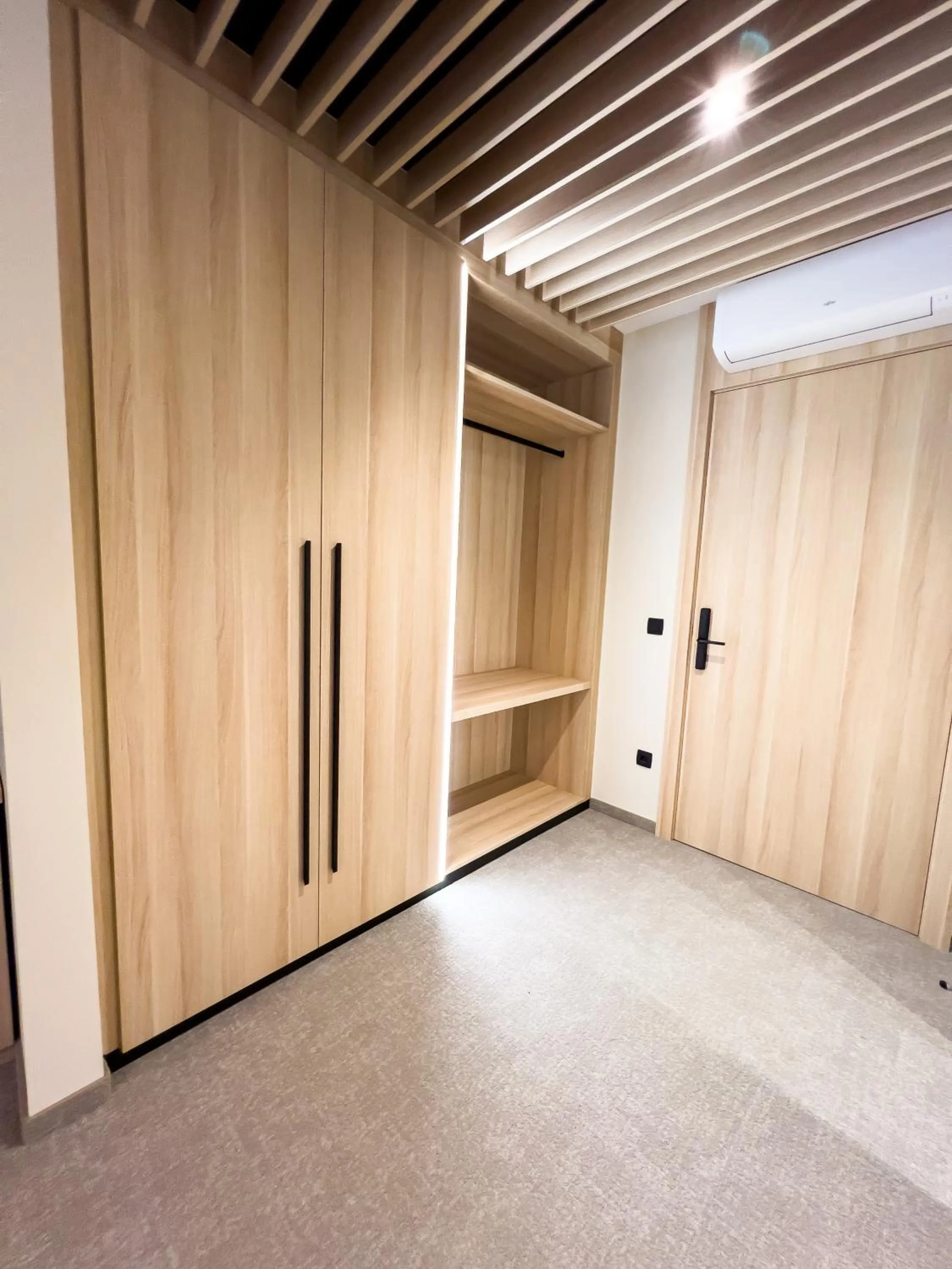 wardrobe in Sea Resort Marina Portoroz