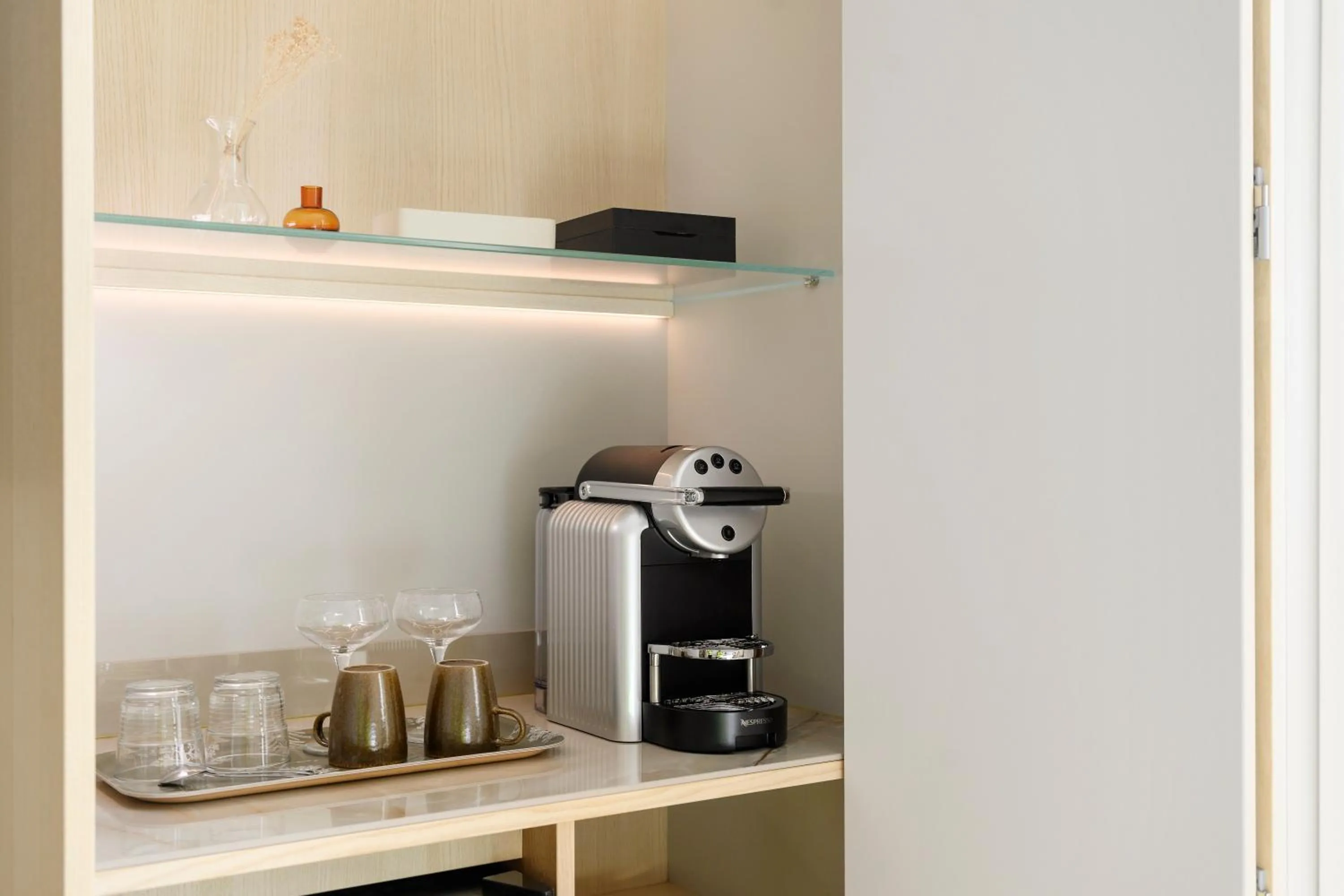 Coffee/tea facilities in Solo Sokos Hotel Pier 4